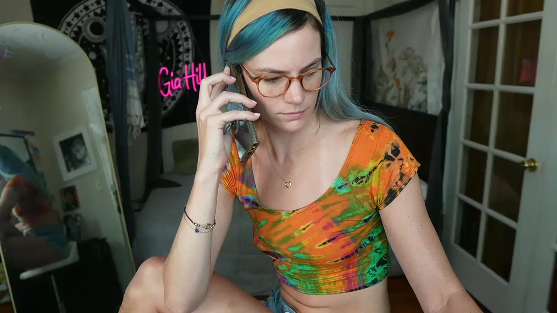 Gallery image thumbnail from Gia_Hill's myfreecams stream on, 06/15/2023, 20:34 image 18 of 20