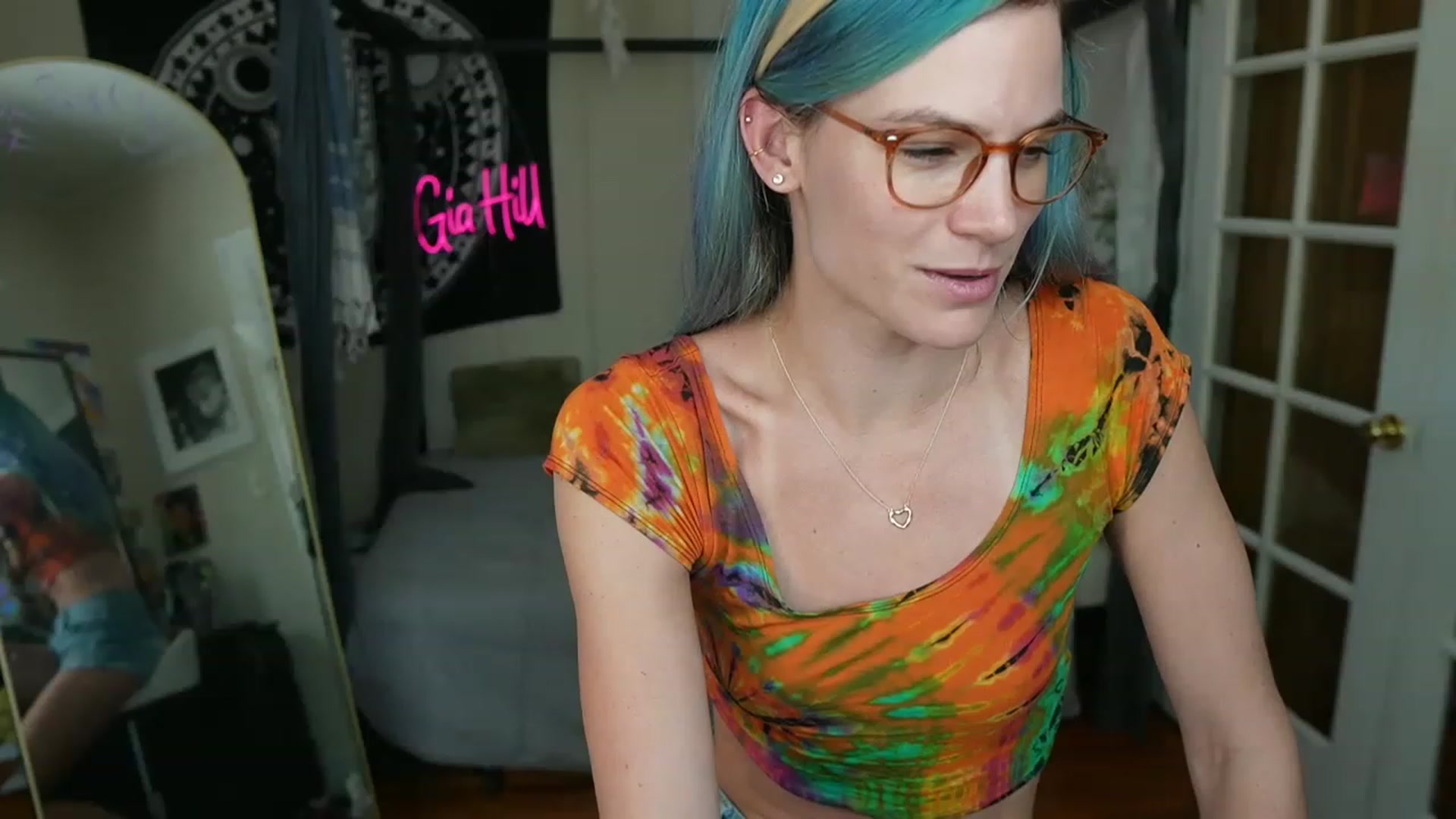 Gallery image thumbnail from Gia_Hill's myfreecams stream on, 06/15/2023, 20:34 image 7 of 20