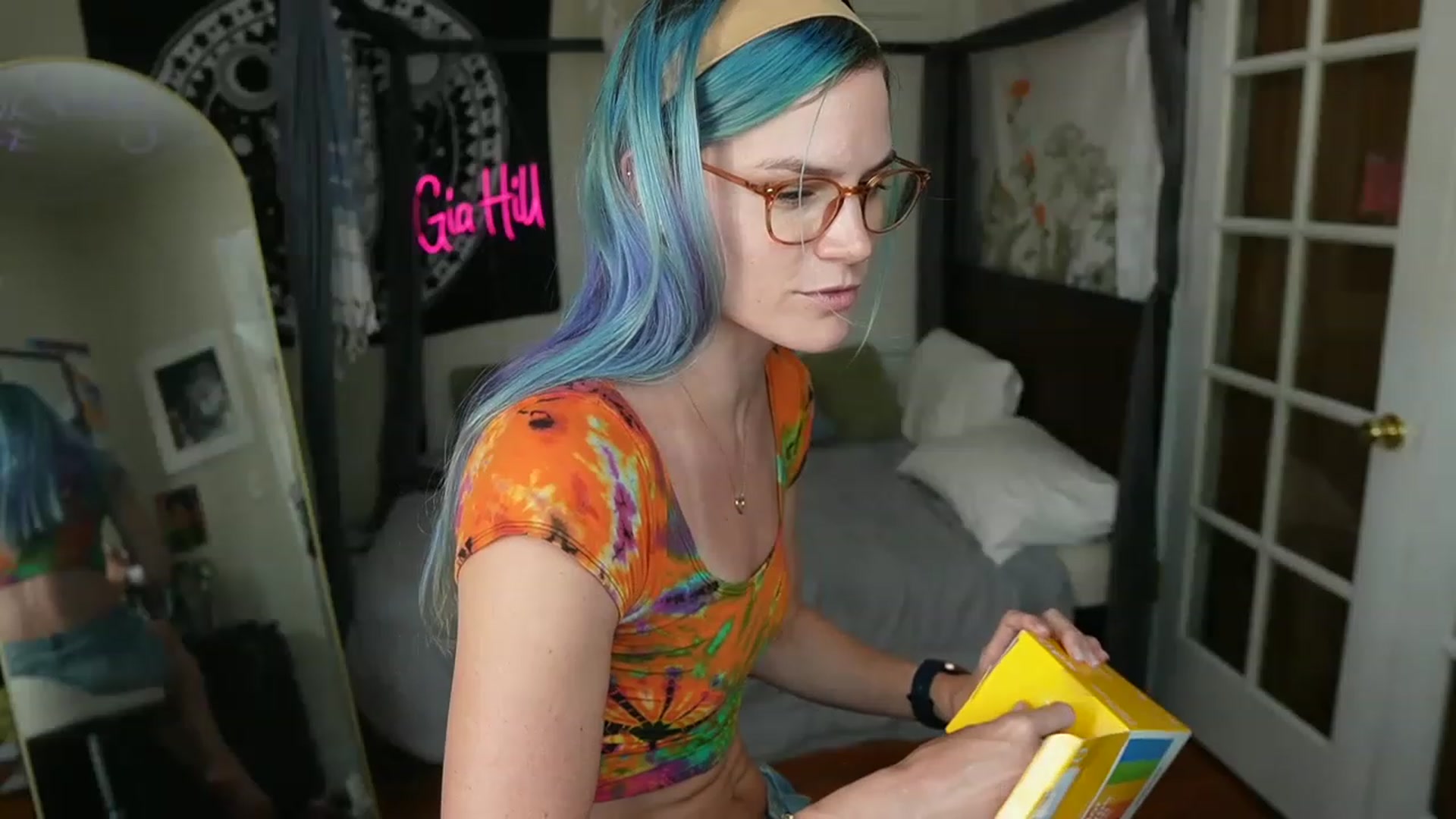 Gallery image thumbnail from Gia_Hill's myfreecams stream on, 06/15/2023, 21:04 image 13 of 20