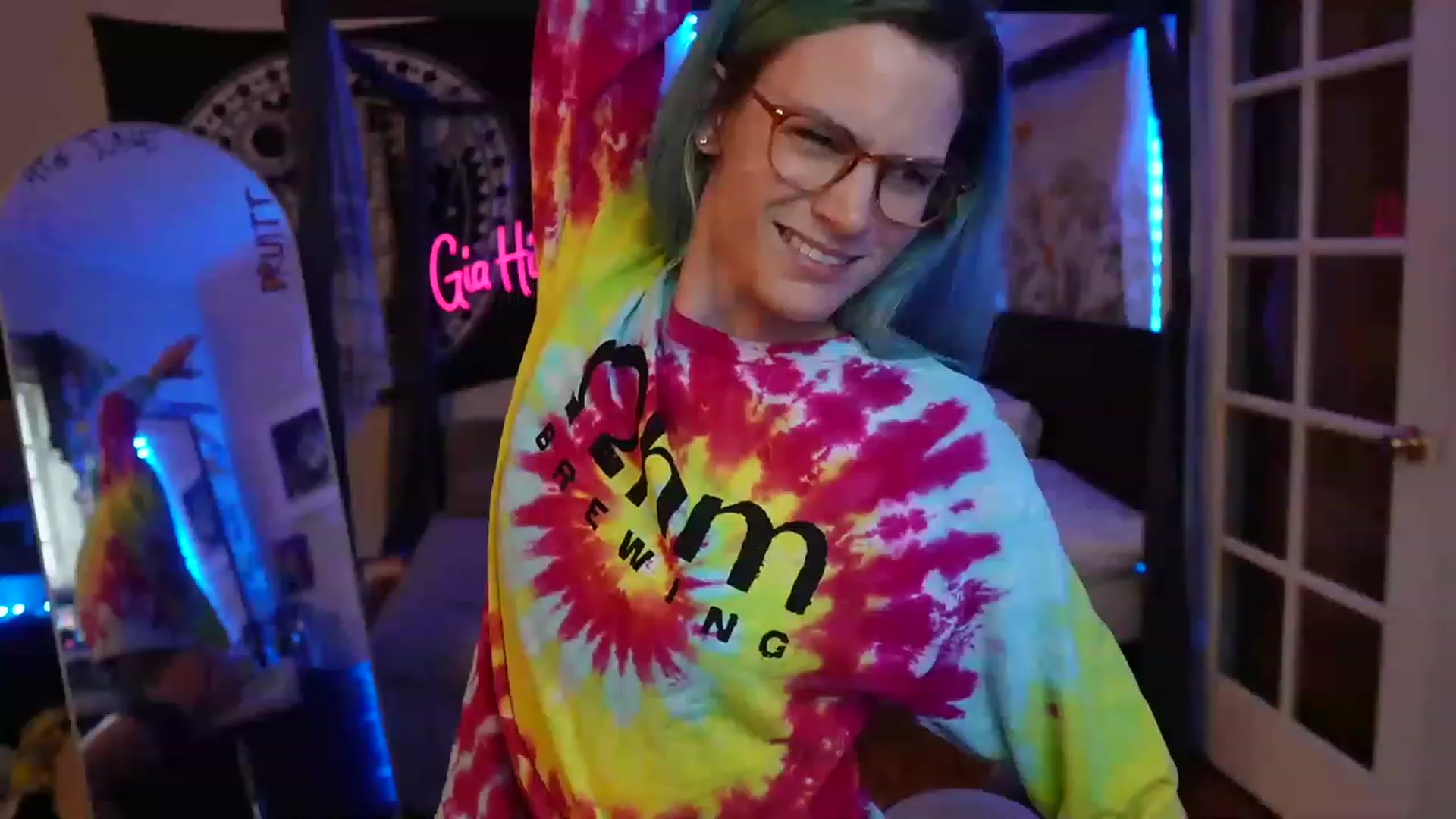 Gallery image thumbnail from Gia_Hill's myfreecams stream on, 06/16/2023, 23:04 image 17 of 20