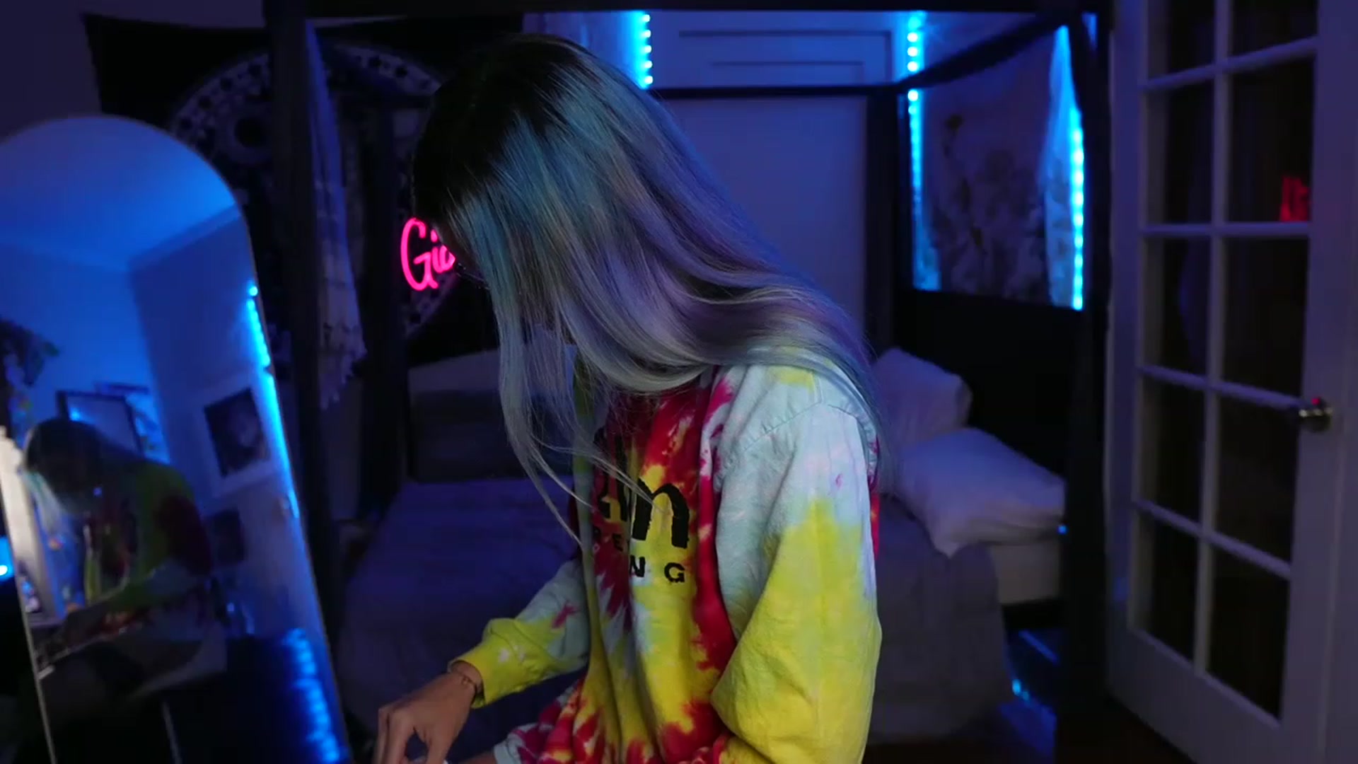 Gallery image thumbnail from Gia_Hill's myfreecams stream on, 06/16/2023, 23:04 image 12 of 20