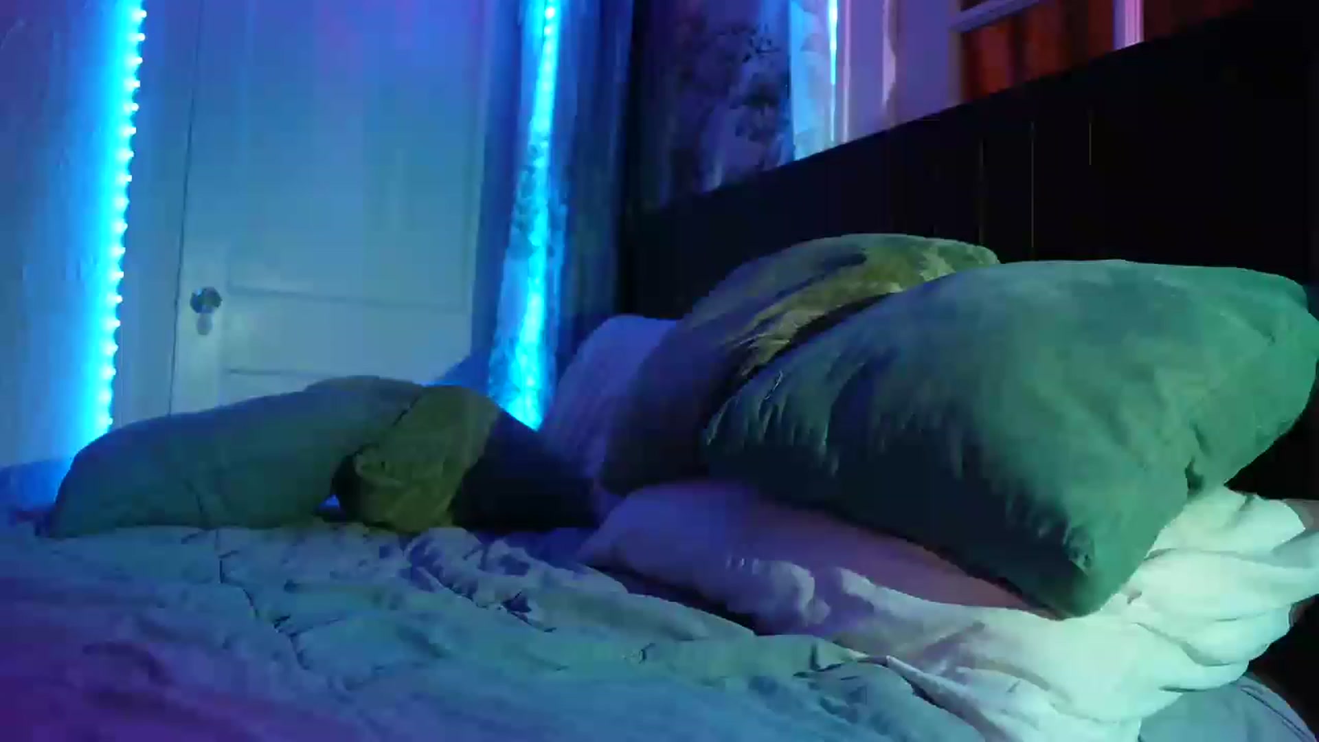 Gallery image thumbnail from Gia_Hill's myfreecams stream on, 06/17/2023, 03:04 image 8 of 20