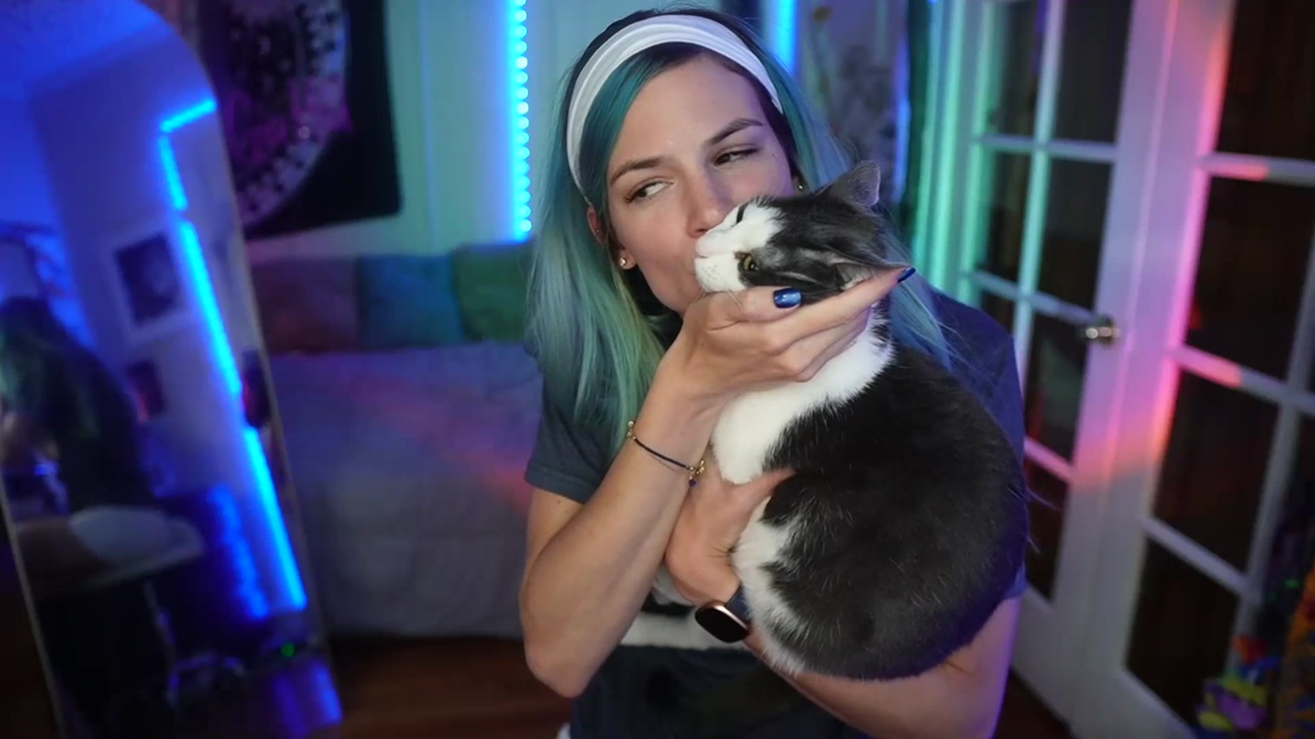 Gallery image thumbnail from Gia_Hill's myfreecams stream on, 06/28/2023, 23:53 image 19 of 20