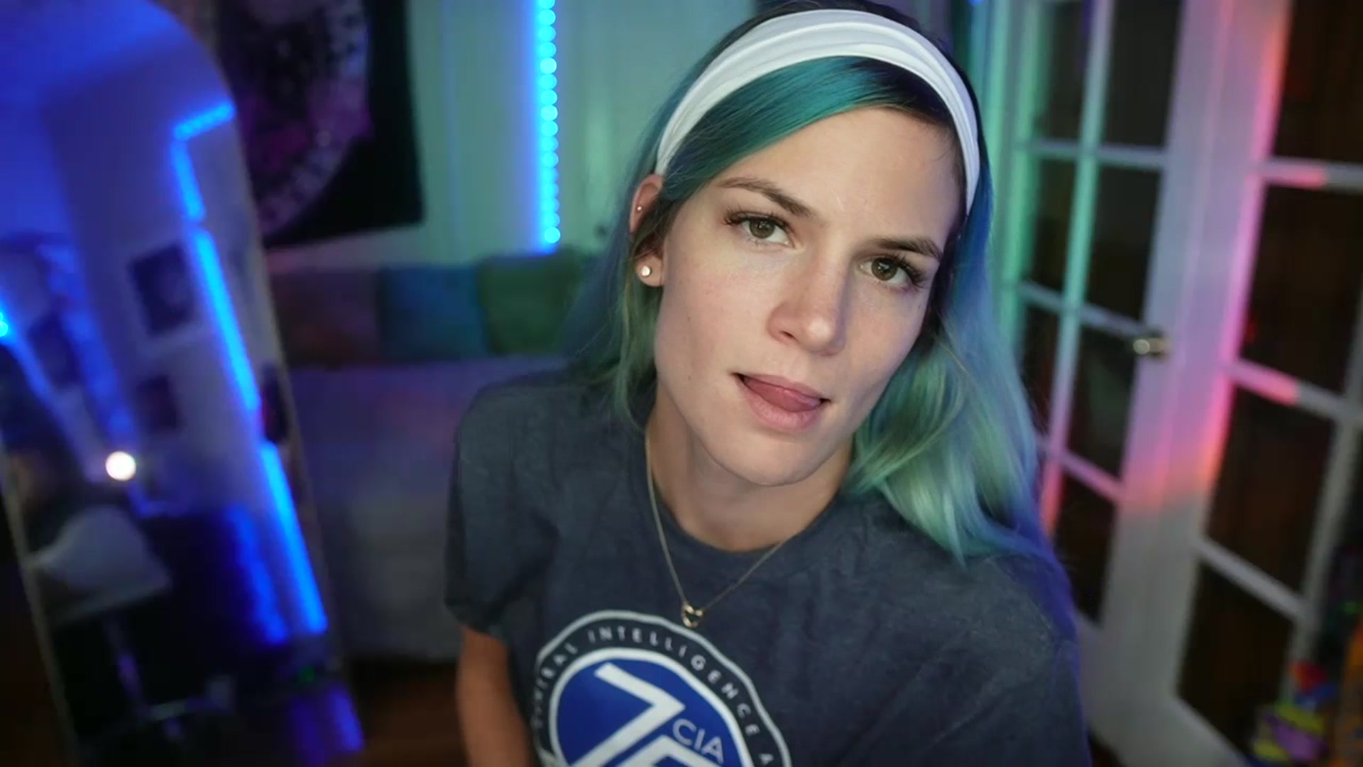 Gallery image thumbnail from Gia_Hill's myfreecams stream on, 06/28/2023, 23:53 image 10 of 20
