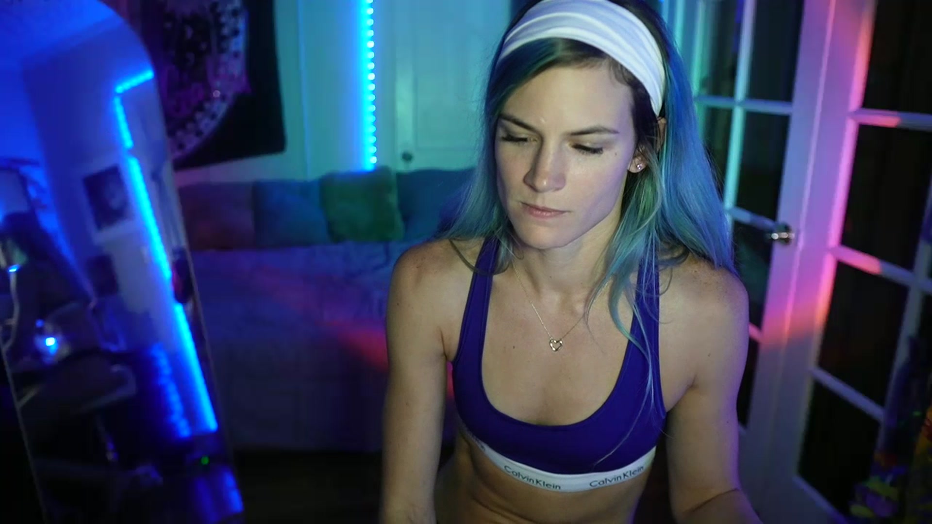 Gallery image thumbnail from Gia_Hill's myfreecams stream on, 06/29/2023, 24:42 image 15 of 20