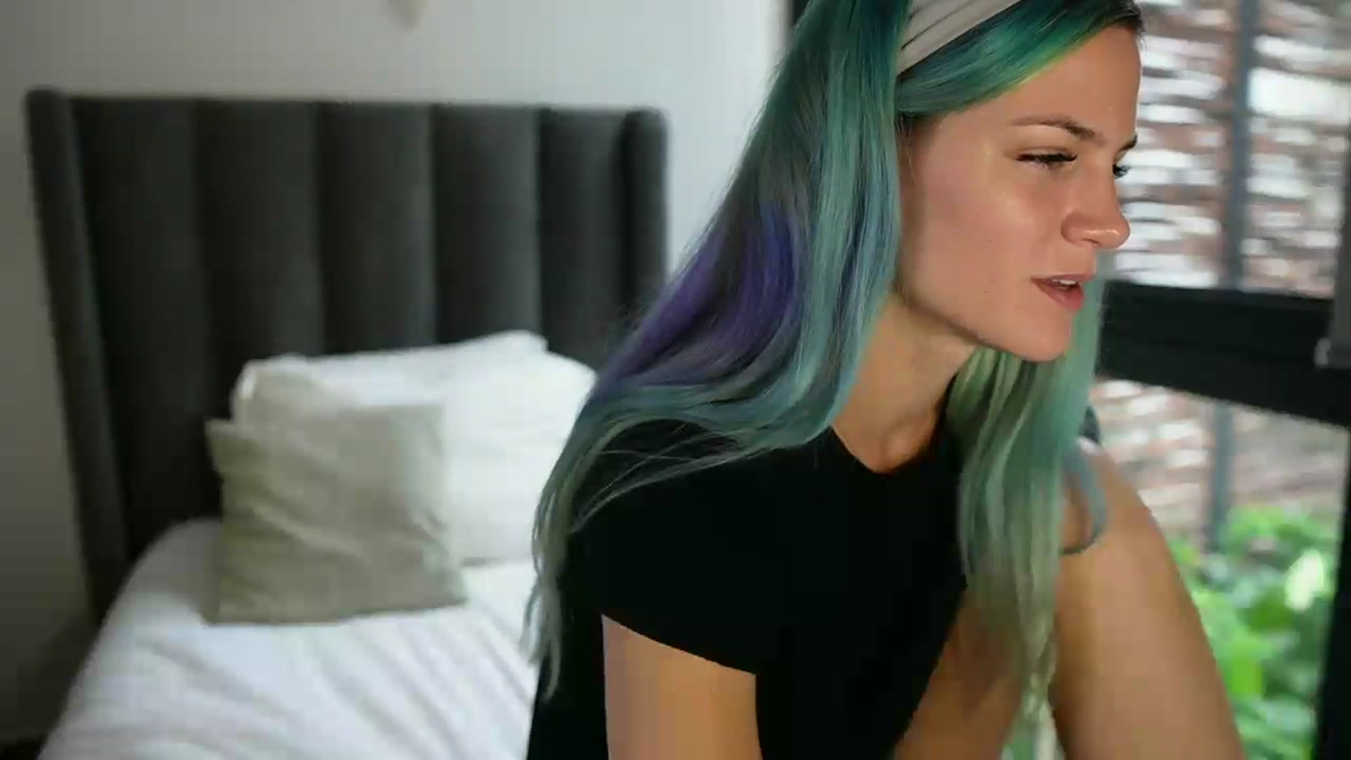 Gallery image thumbnail from Gia_Hill's myfreecams stream on, 07/03/2023, 23:12 image 3 of 20