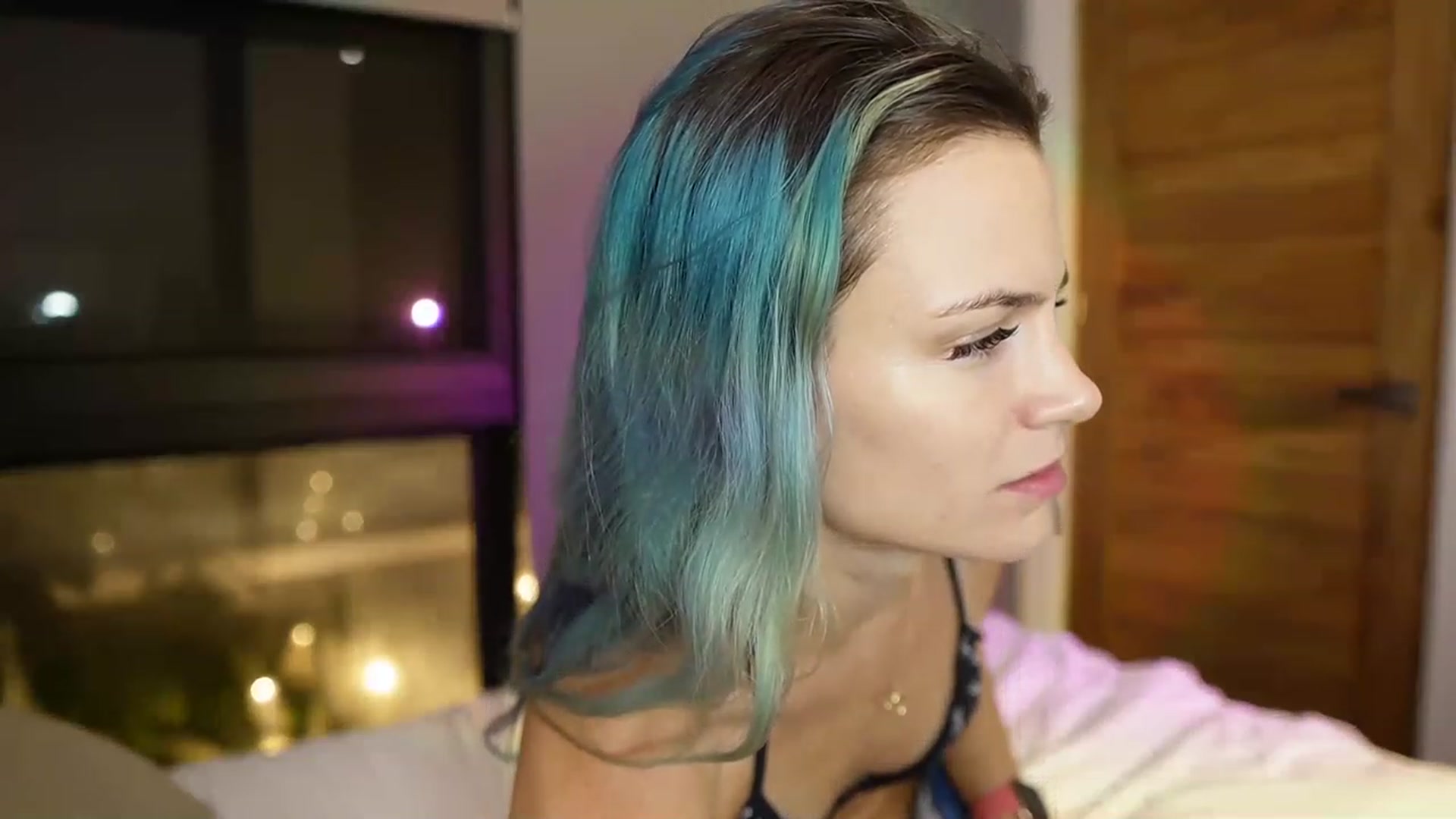 Gallery image thumbnail from Gia_Hill's myfreecams stream on, 07/06/2023, 03:07 image 12 of 20