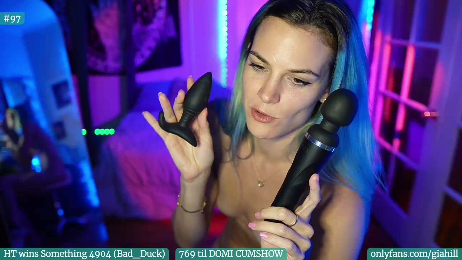 Gallery image thumbnail from Gia_Hill's myfreecams stream on, 07/11/2023, 03:11 image 8 of 20
