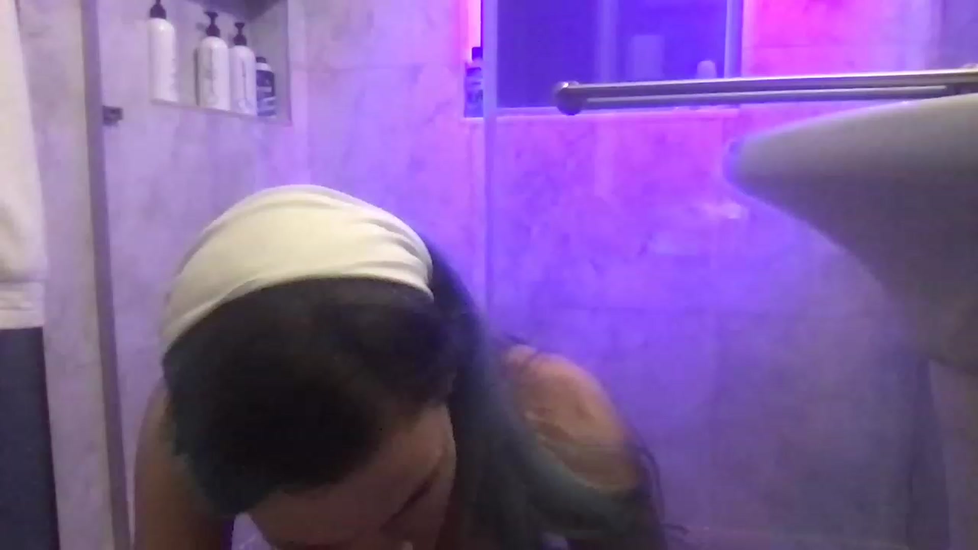 Gallery image thumbnail from Gia_Hill's myfreecams stream on, 07/31/2023, 04:23 image 10 of 20