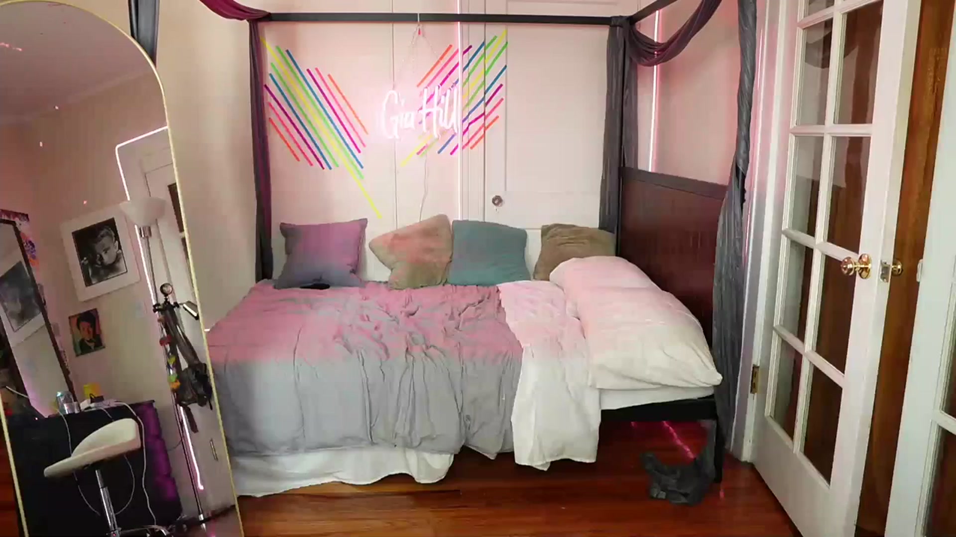 Gallery image thumbnail from Gia_Hill's myfreecams stream on, 09/05/2023, 21:29 image 10 of 20