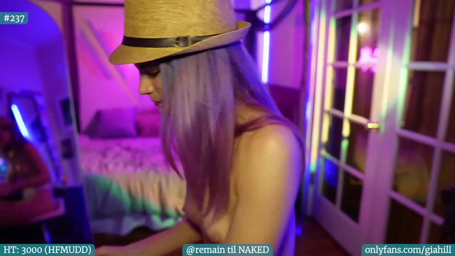 Gallery image thumbnail from Gia_Hill's myfreecams stream on, 09/07/2023, 03:02 image 8 of 20