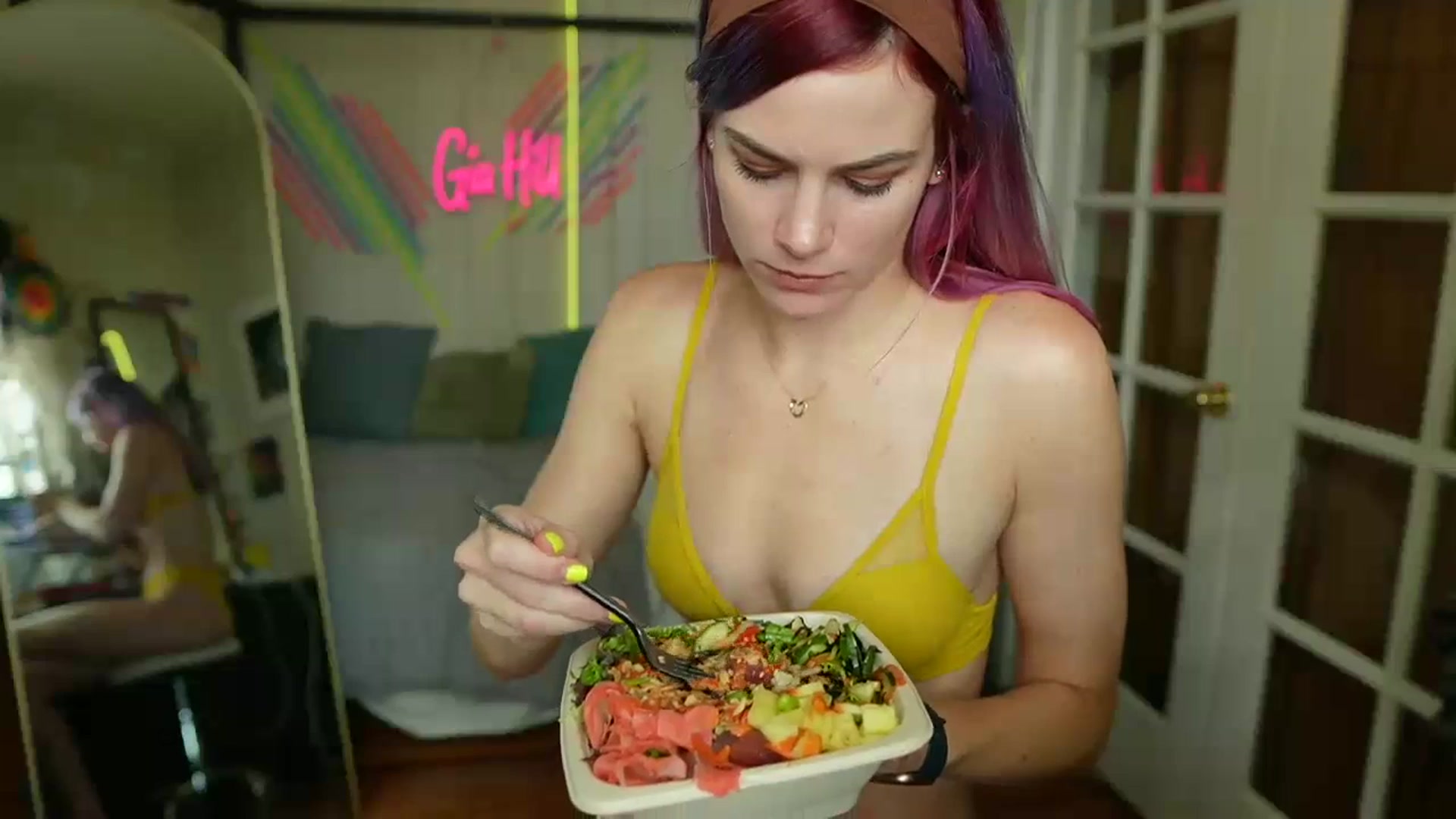 Gallery image thumbnail from Gia_Hill's myfreecams stream on, 09/07/2023, 22:16 image 6 of 20