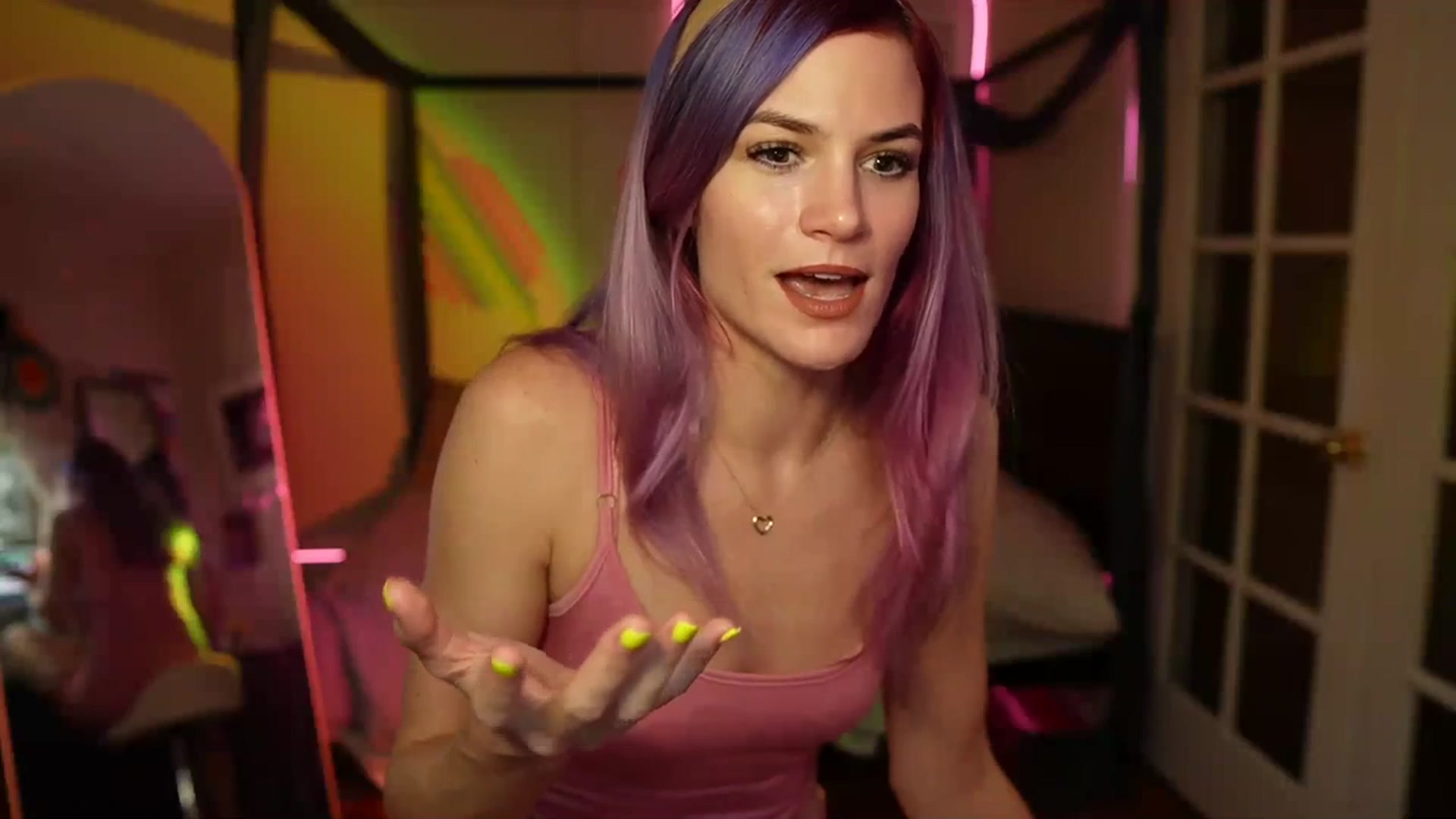 Gallery image thumbnail from Gia_Hill's myfreecams stream on, 09/08/2023, 19:28 image 9 of 20