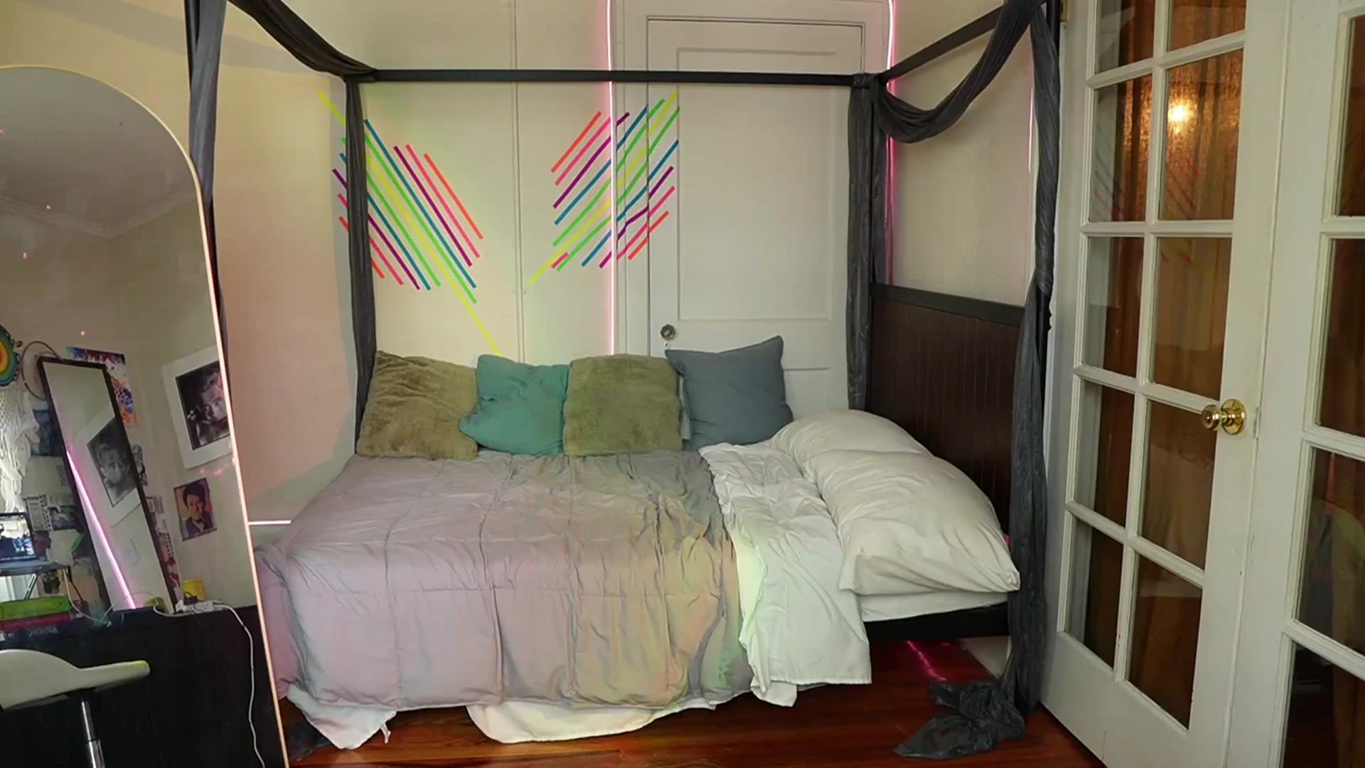Gallery image thumbnail from Gia_Hill's myfreecams stream on, 09/08/2023, 21:18 image 10 of 20