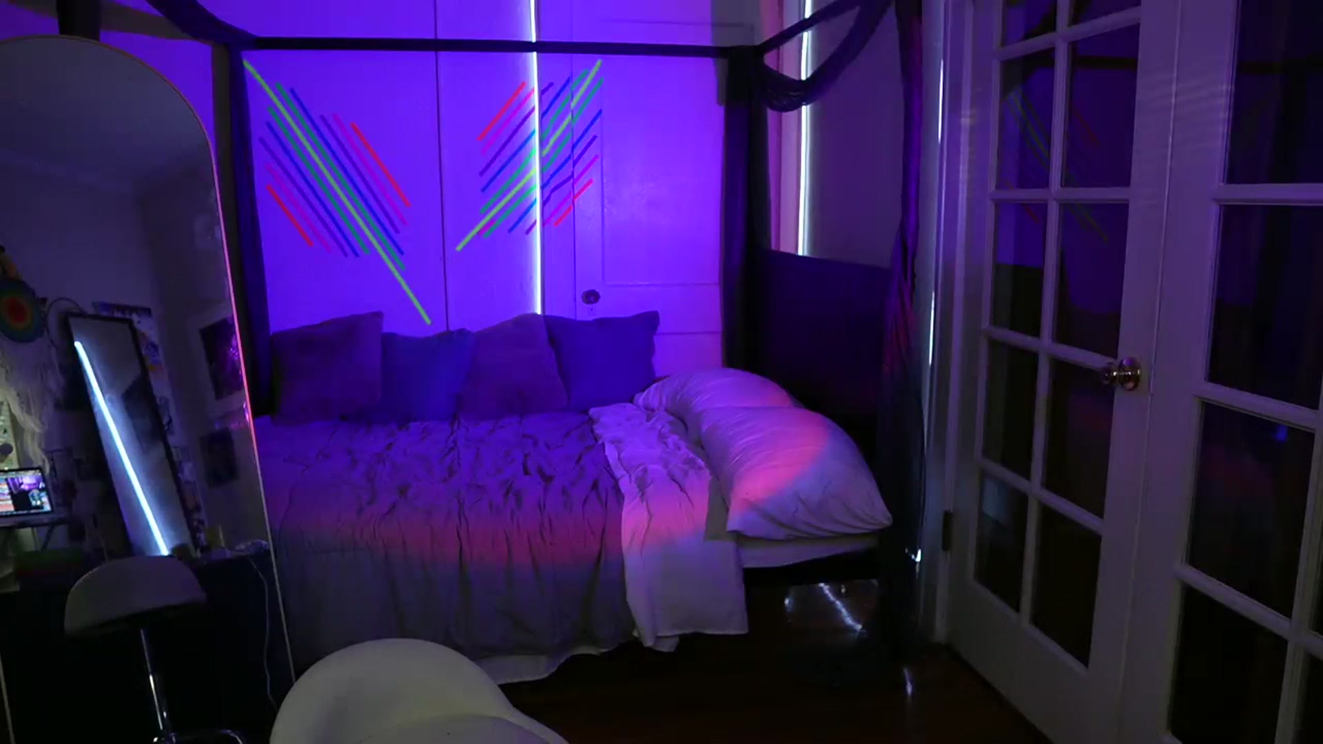 Gallery image thumbnail from Gia_Hill's myfreecams stream on, 09/09/2023, 23:44 image 4 of 20