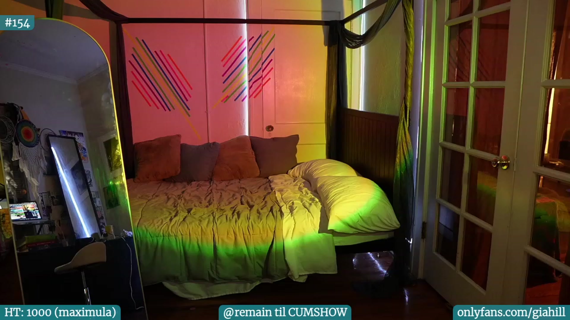 Gallery image thumbnail from Gia_Hill's myfreecams stream on, 09/10/2023, 03:04 image 14 of 20