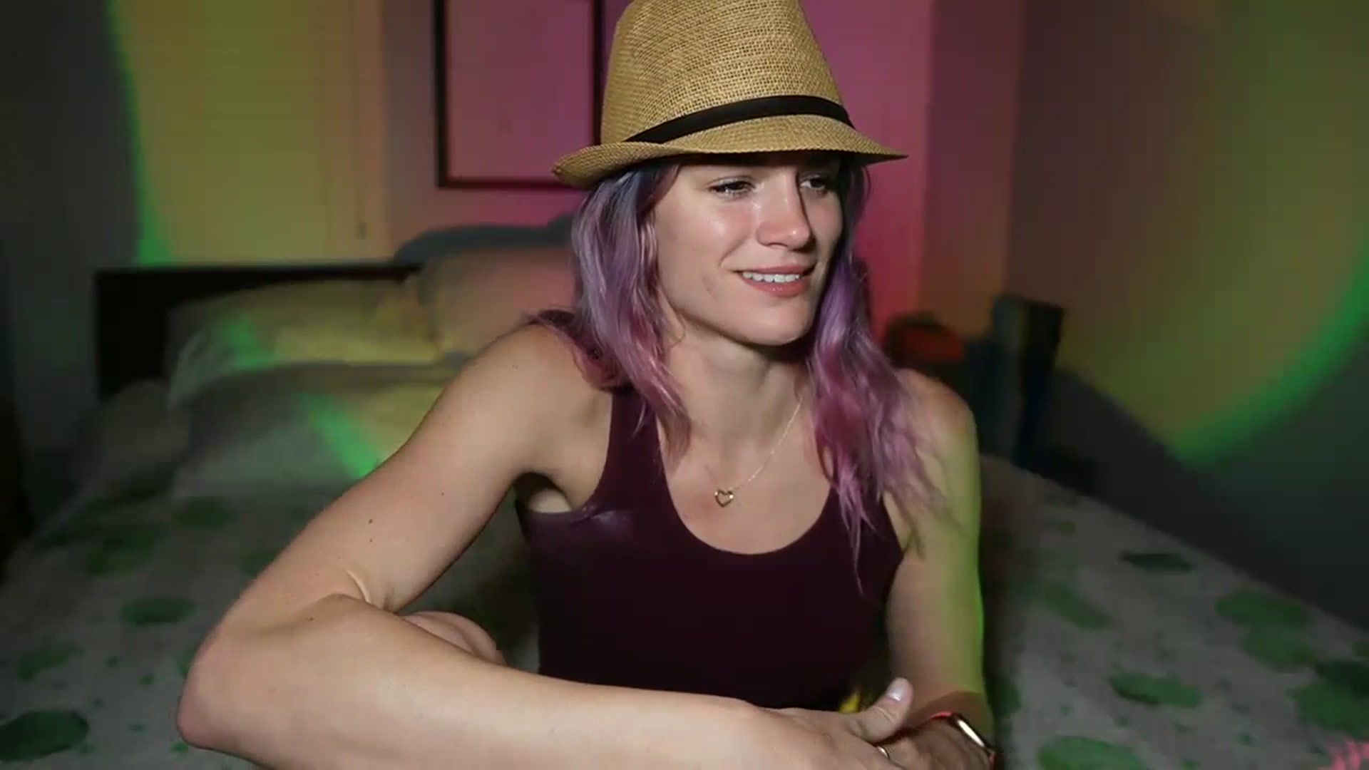 Gallery image thumbnail from Gia_Hill's myfreecams stream on, 09/13/2023, 04:39 image 7 of 20
