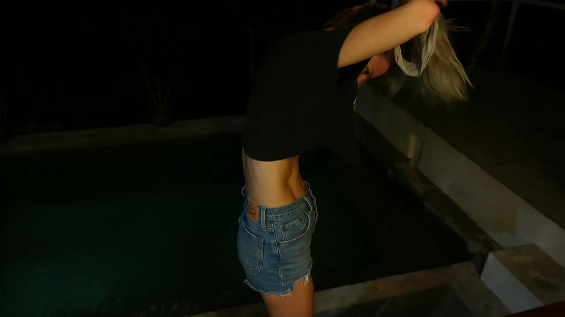 Gallery image thumbnail from Gia_Hill's myfreecams stream on, 09/20/2023, 03:17 image 9 of 20