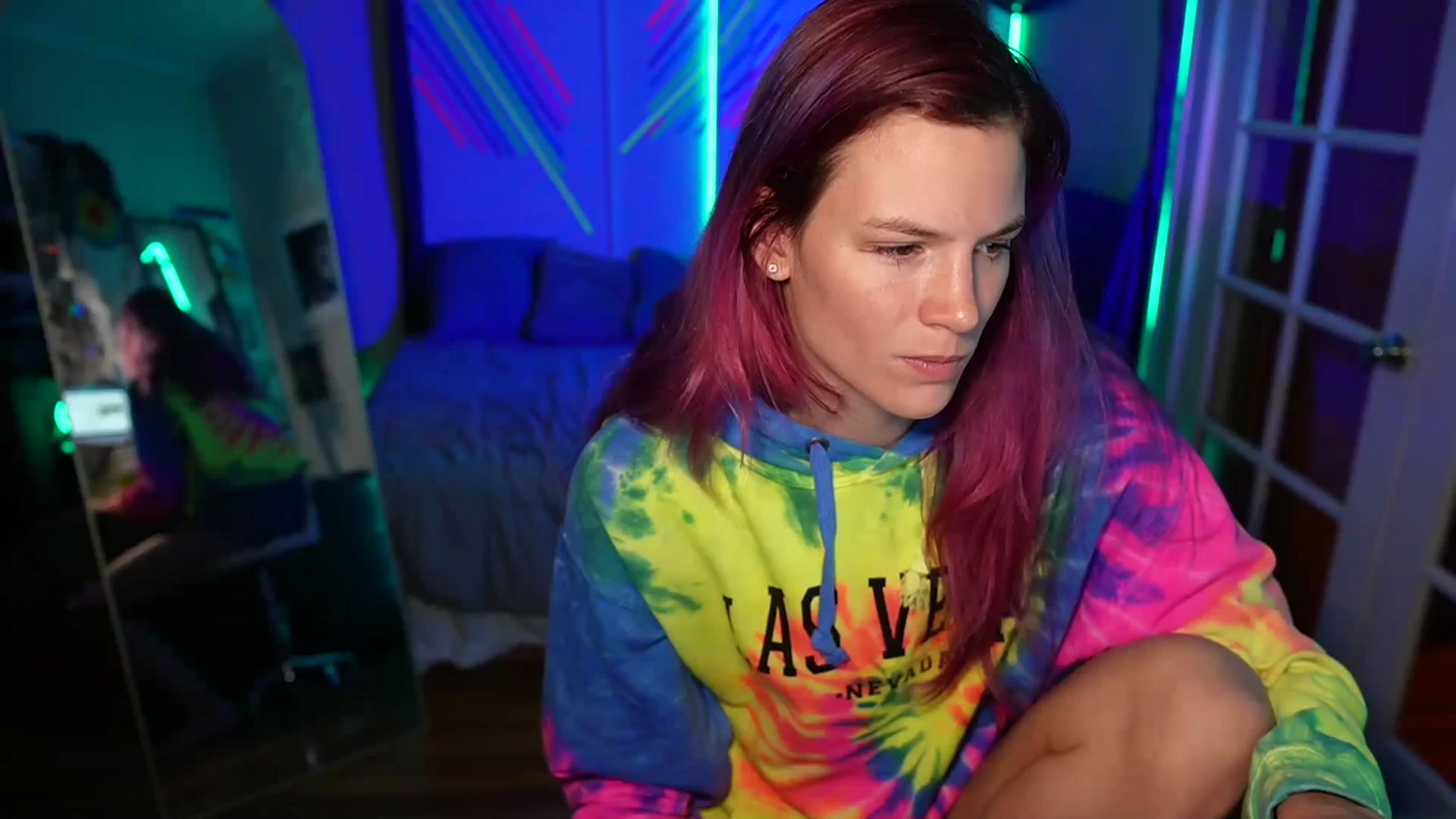 Gallery image thumbnail from Gia_Hill's myfreecams stream on, 10/19/2023, 01:21 image 13 of 20