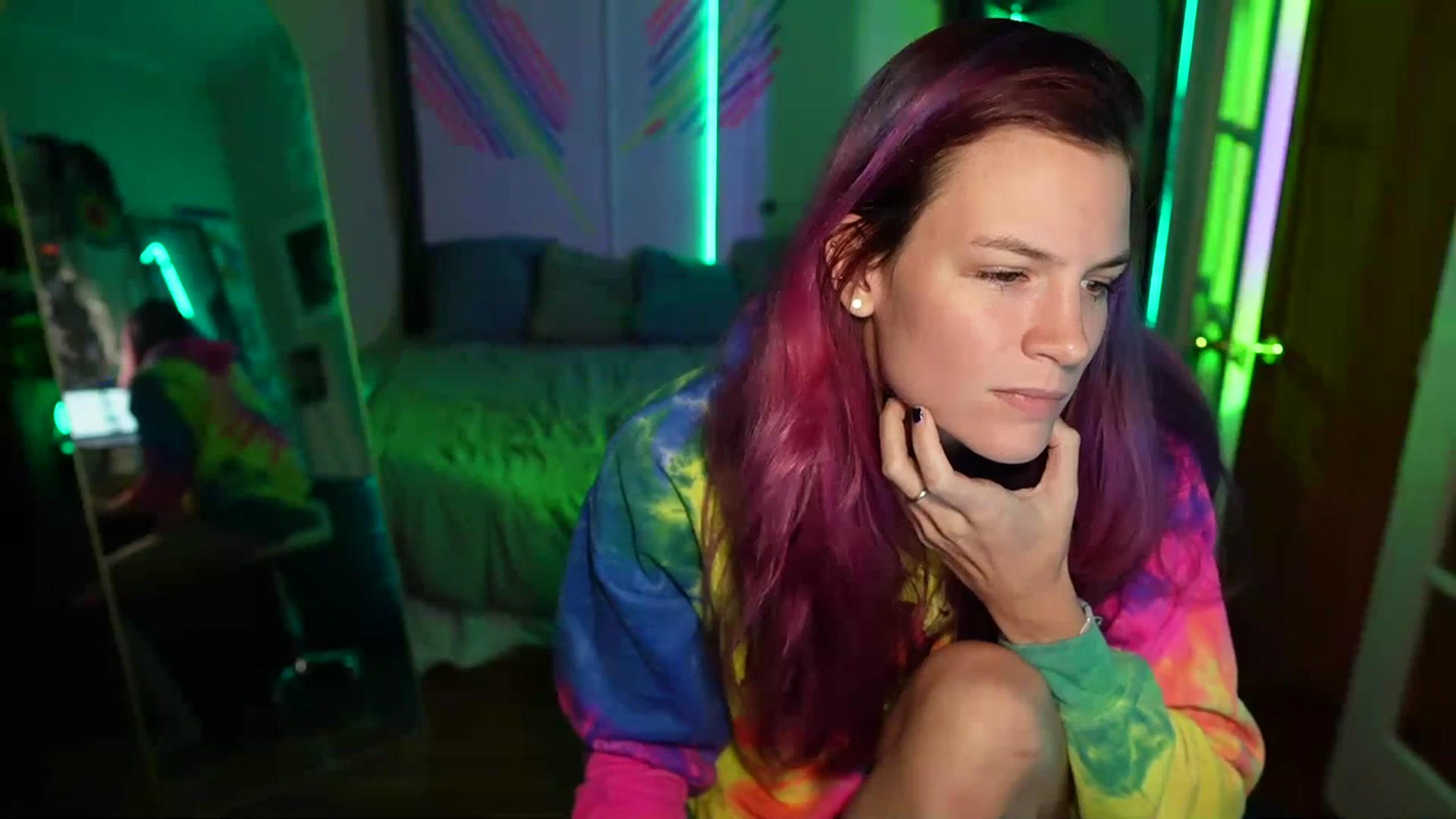 Gallery image thumbnail from Gia_Hill's myfreecams stream on, 10/19/2023, 01:21 image 4 of 20