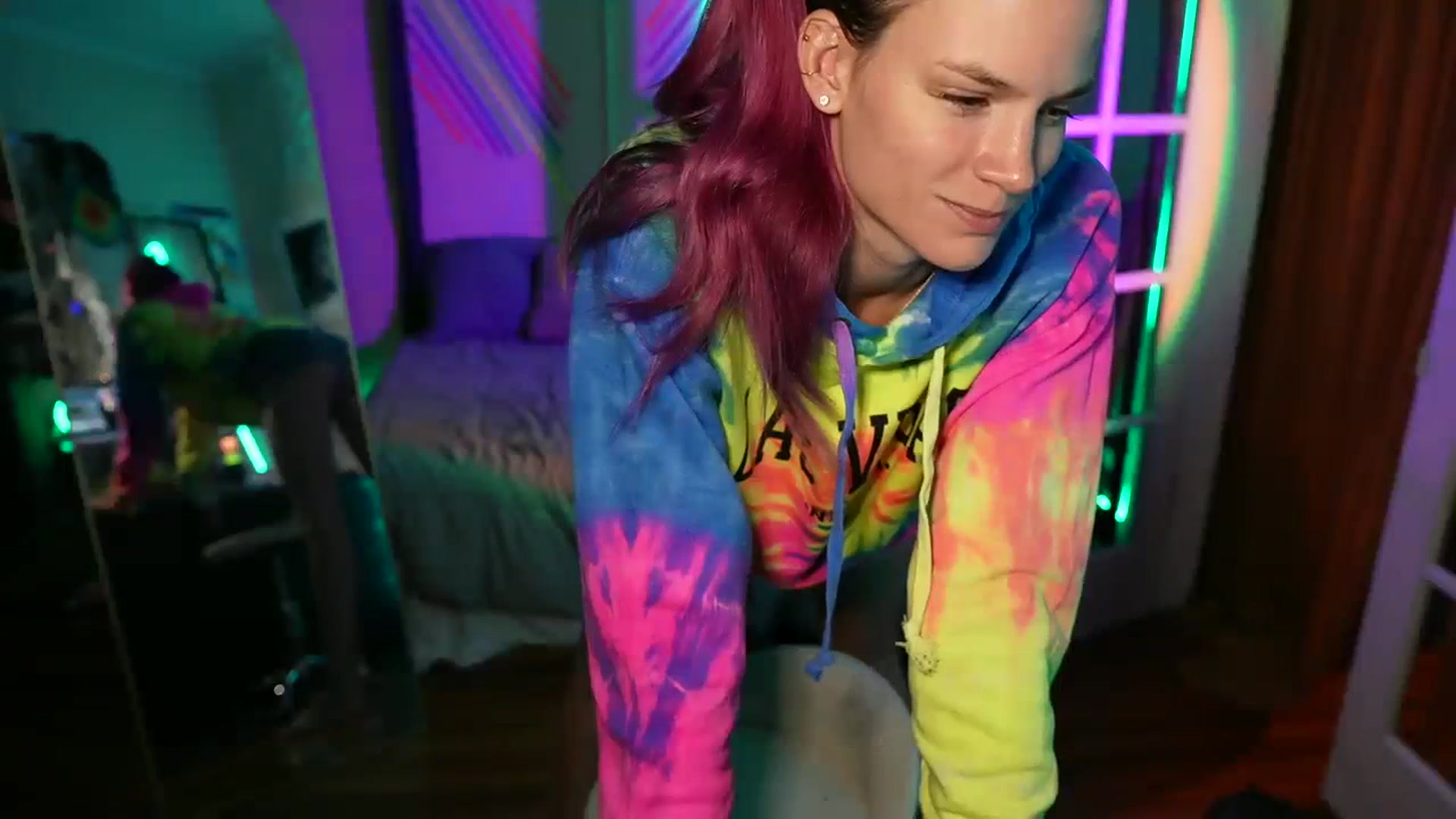 Gallery image thumbnail from Gia_Hill's myfreecams stream on, 10/19/2023, 04:03 image 8 of 20