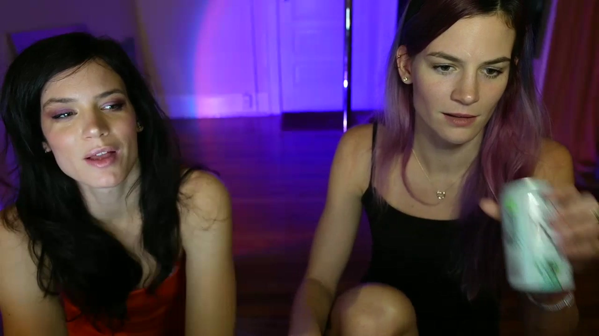 Gallery image thumbnail from Gia_Hill's myfreecams stream on, 10/25/2023, 24:02 image 15 of 20