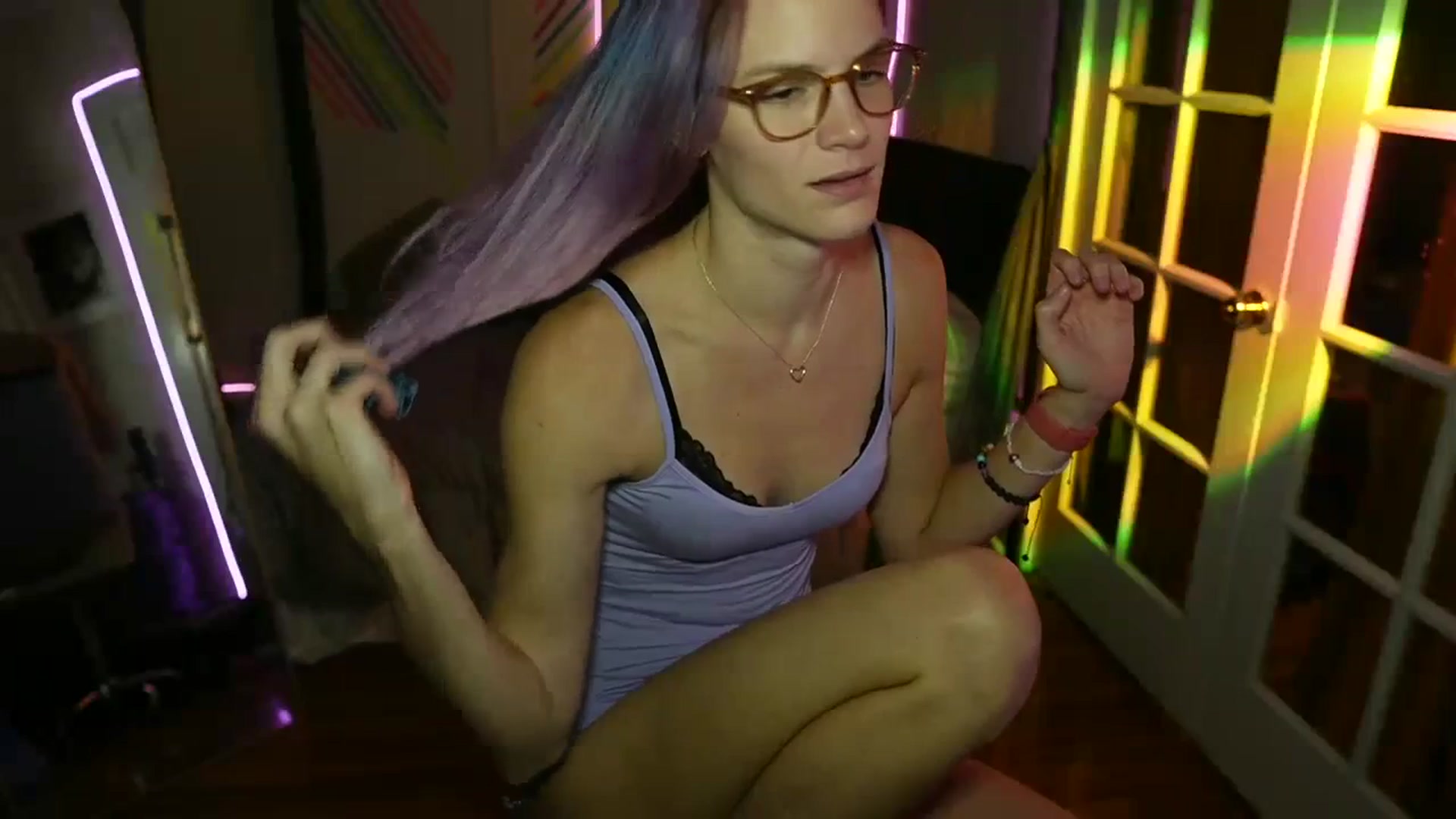 Gallery image thumbnail from Gia_Hill's myfreecams stream on, 10/26/2023, 03:21 image 17 of 20