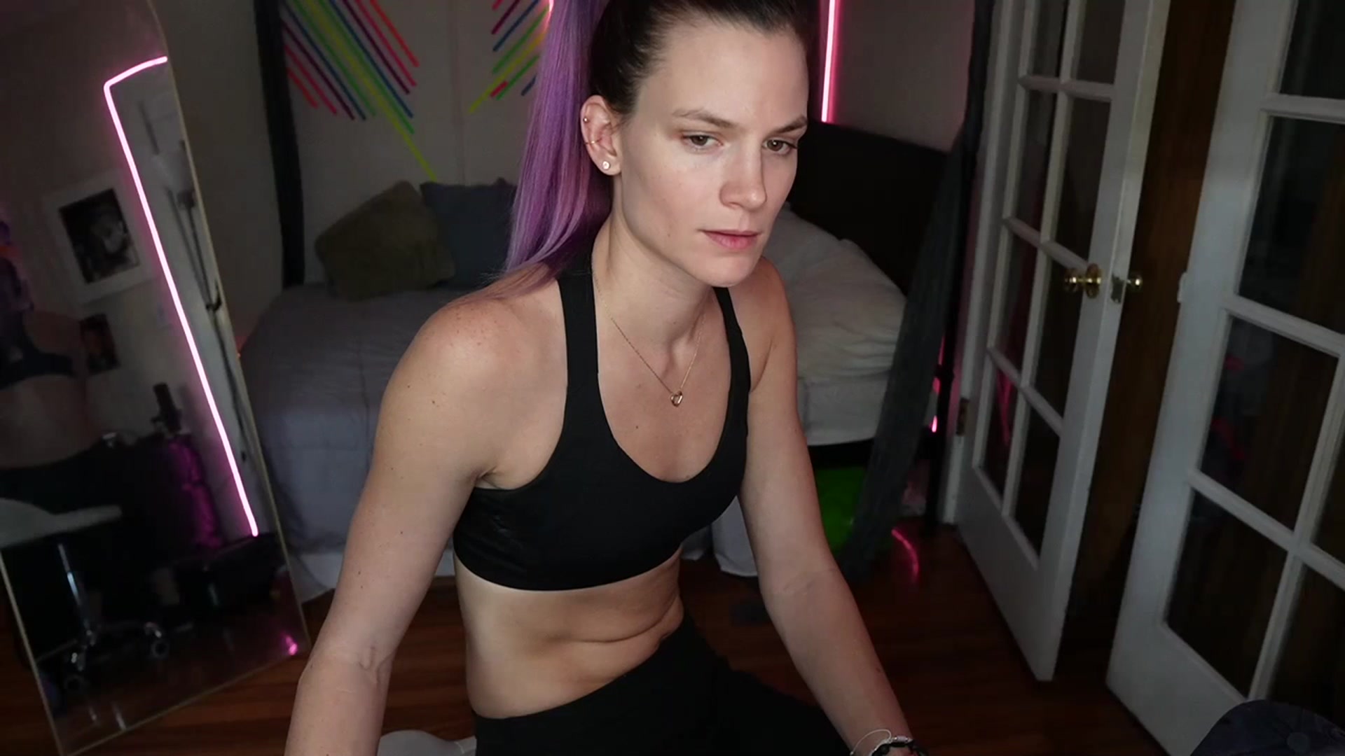 Gallery image thumbnail from Gia_Hill's myfreecams stream on, 10/26/2023, 21:38 image 8 of 20