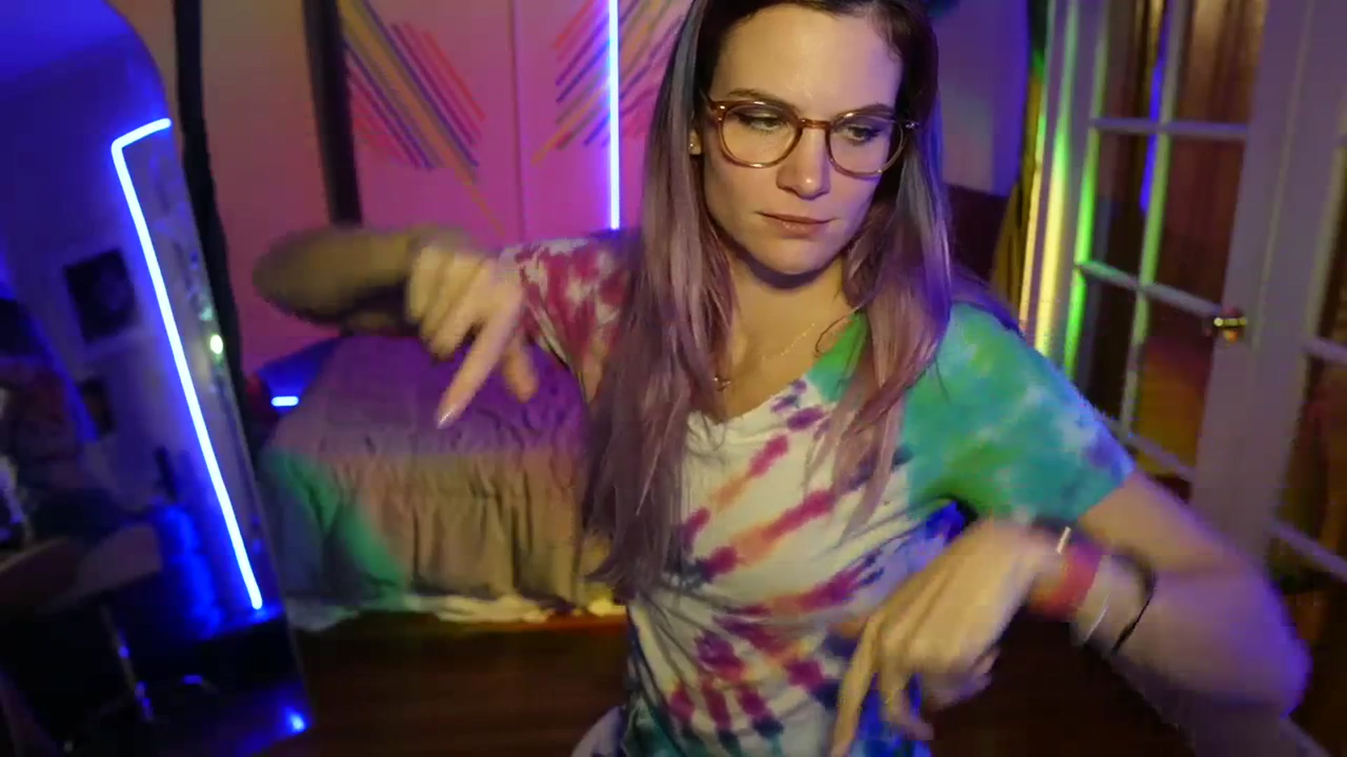 Gallery image thumbnail from Gia_Hill's myfreecams stream on, 10/29/2023, 01:30 image 12 of 20