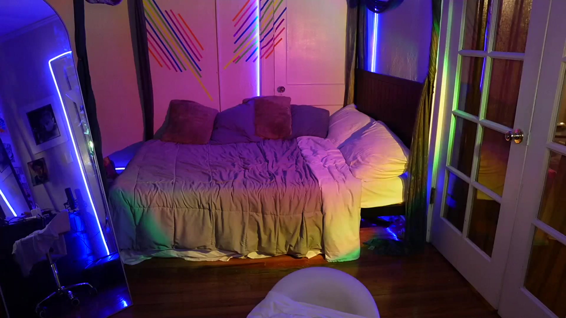 Gallery image thumbnail from Gia_Hill's myfreecams stream on, 10/29/2023, 02:36 image 18 of 20