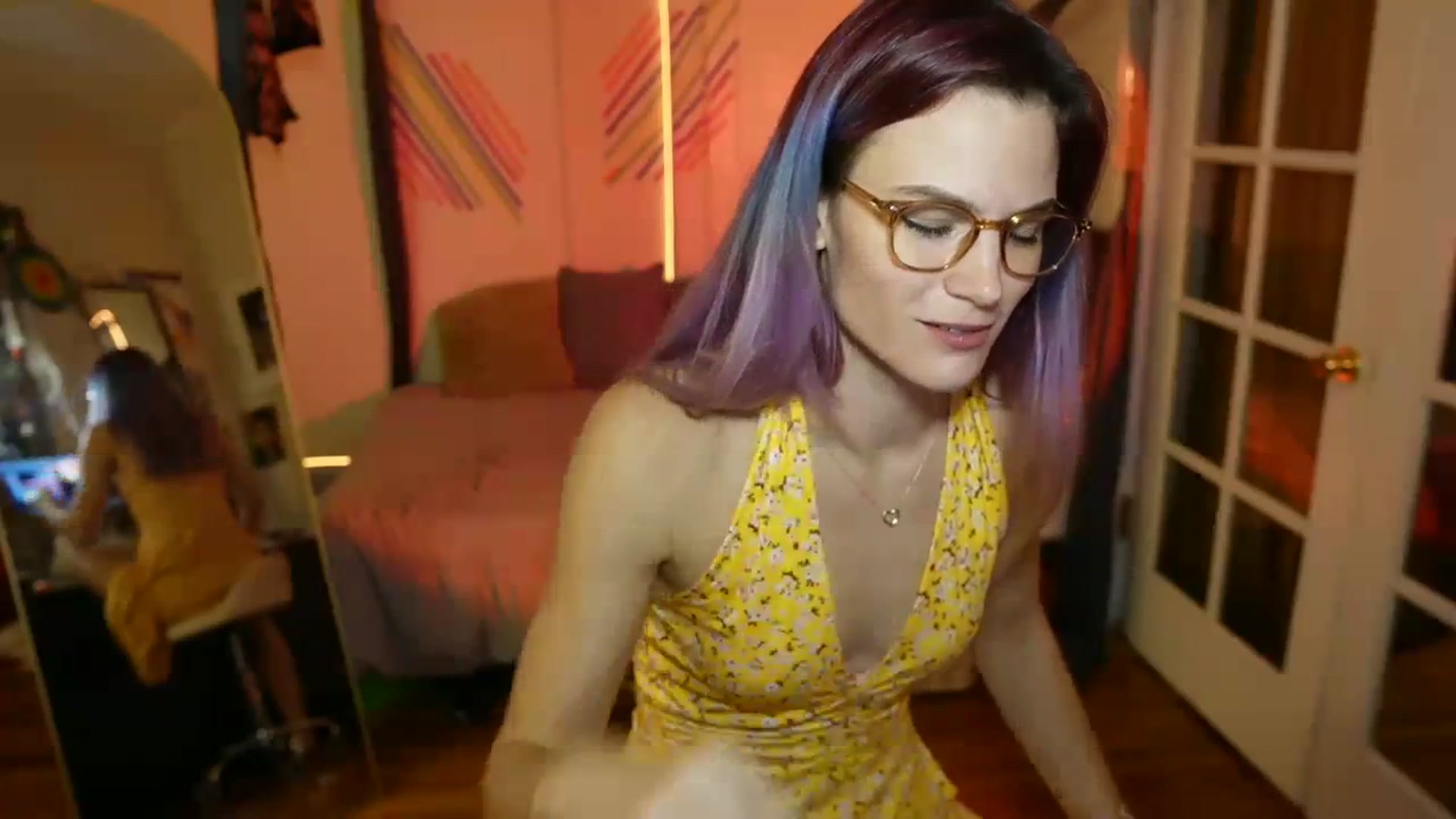 Gallery image thumbnail from Gia_Hill's myfreecams stream on, 10/31/2023, 02:19 image 12 of 20