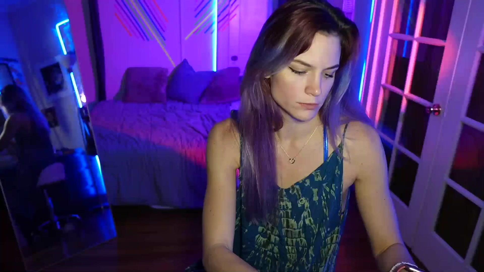 Gallery image thumbnail from Gia_Hill's myfreecams stream on, 11/03/2023, 23:48 image 9 of 20