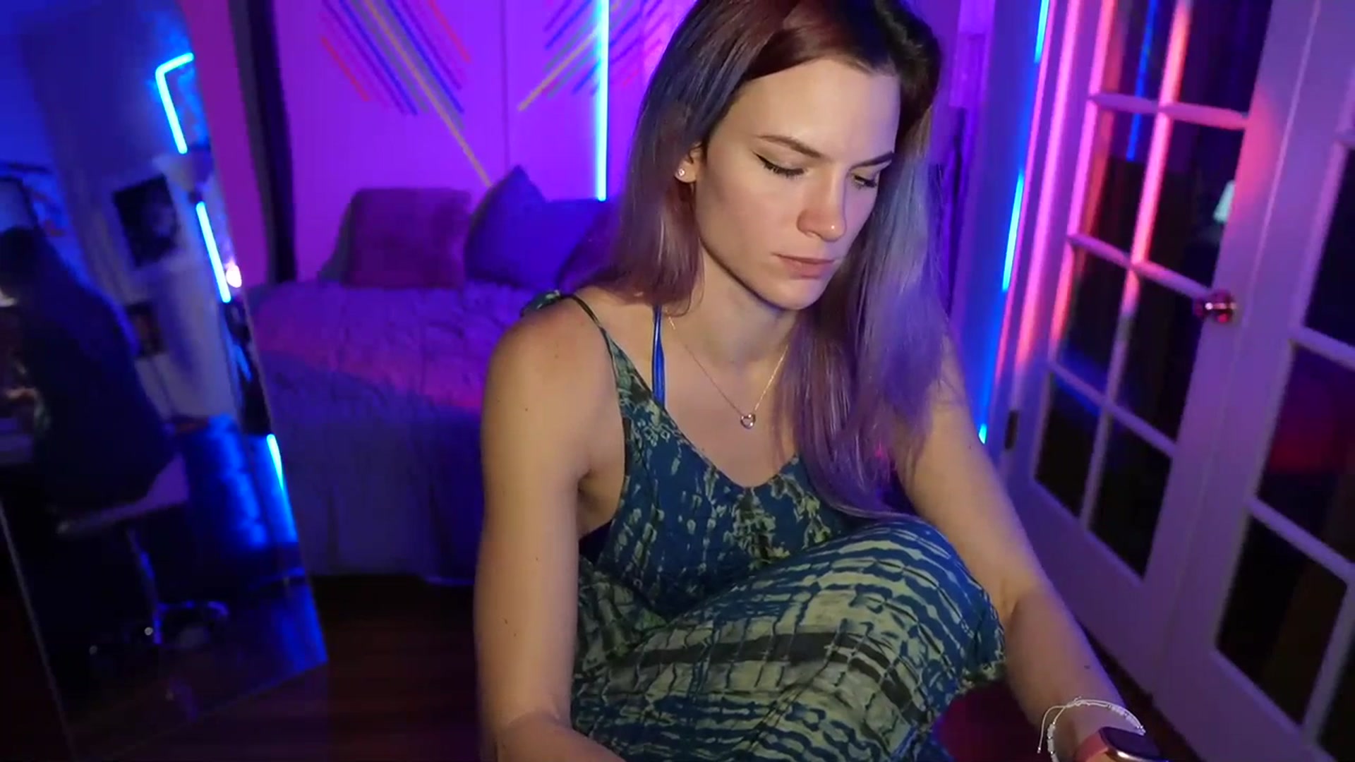 Gallery image thumbnail from Gia_Hill's myfreecams stream on, 11/03/2023, 23:48 image 4 of 20