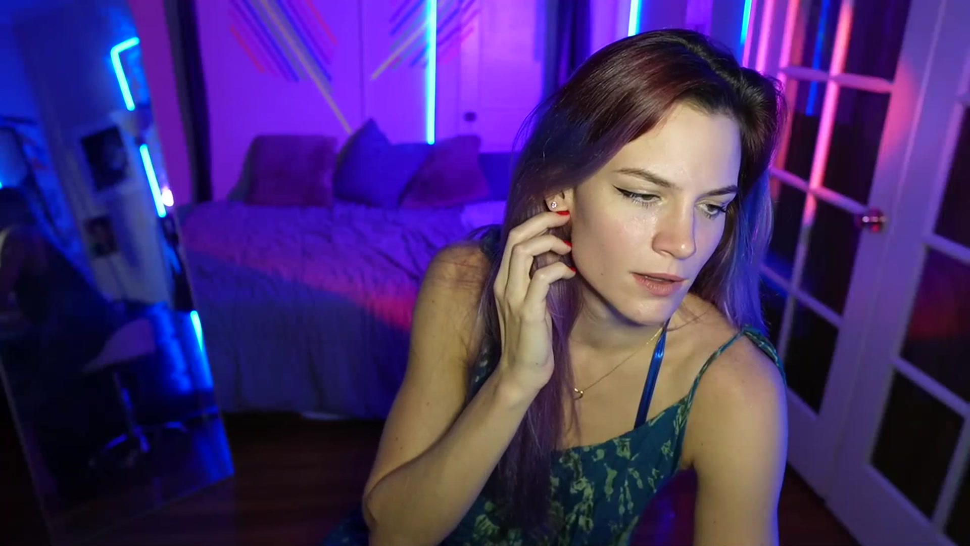 Gallery image thumbnail from Gia_Hill's myfreecams stream on, 11/03/2023, 23:48 image 17 of 20