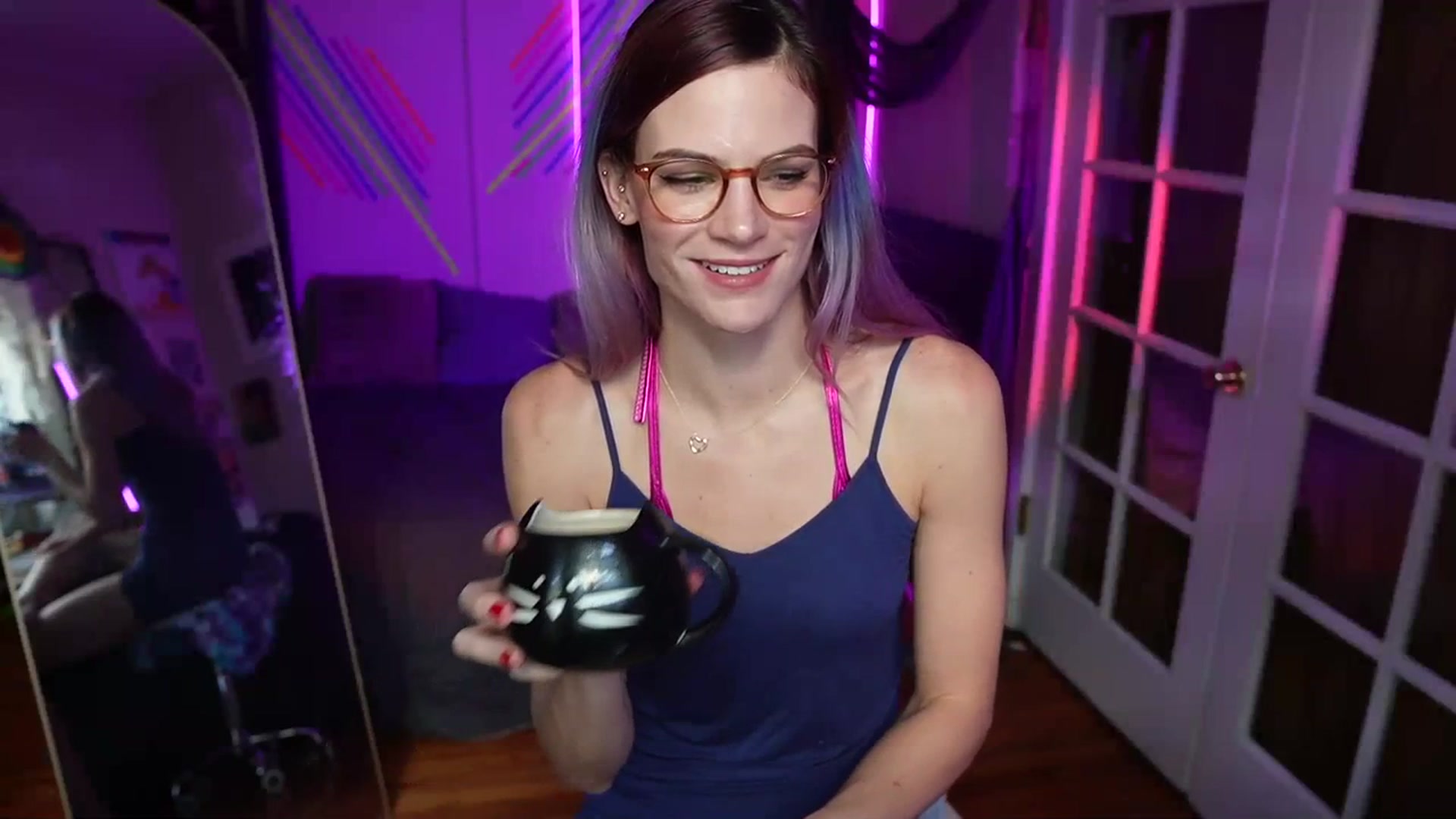 Gallery image thumbnail from Gia_Hill's myfreecams stream on, 11/07/2023, 22:15 image 8 of 20