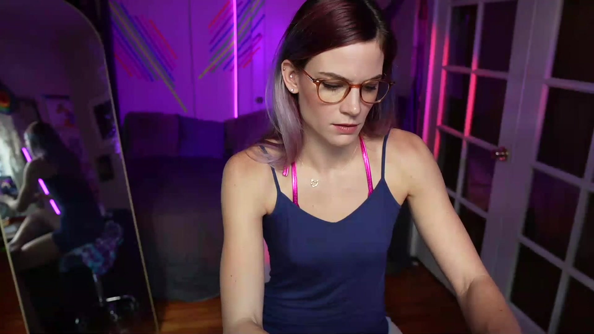 Gallery image thumbnail from Gia_Hill's myfreecams stream on, 11/07/2023, 22:15 image 7 of 20