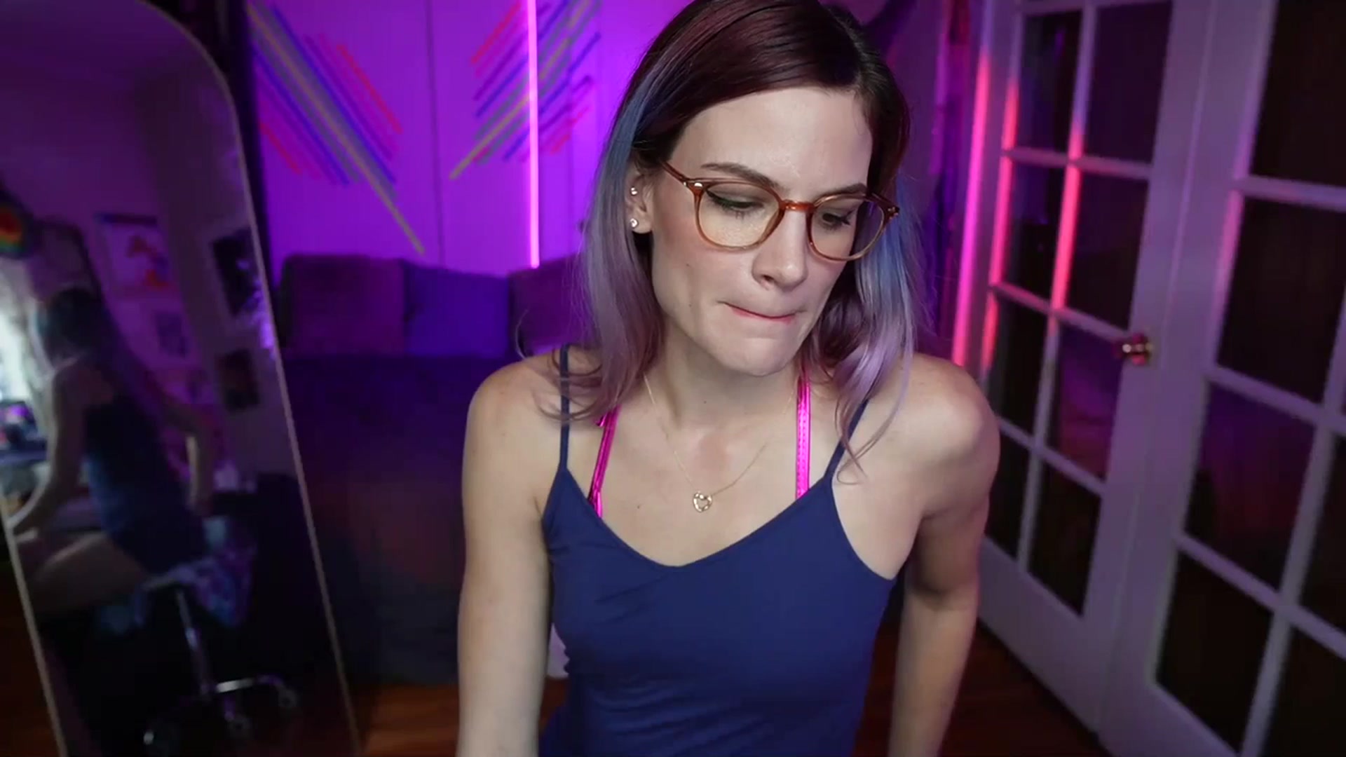 Gallery image thumbnail from Gia_Hill's myfreecams stream on, 11/07/2023, 22:15 image 9 of 20