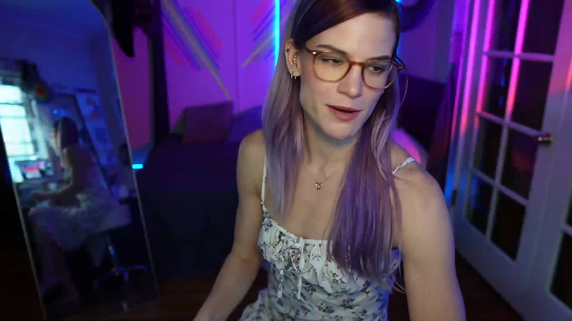 Gallery image thumbnail from Gia_Hill's myfreecams stream on, 11/09/2023, 22:44 image 10 of 20