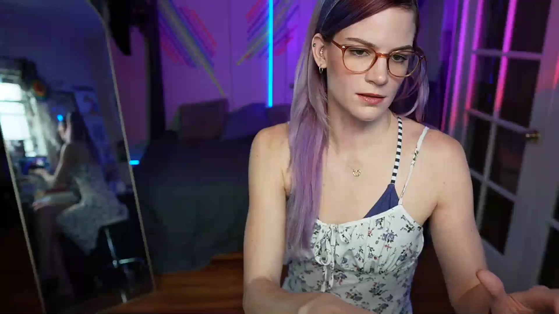 Gallery image thumbnail from Gia_Hill's myfreecams stream on, 11/09/2023, 22:44 image 1 of 20