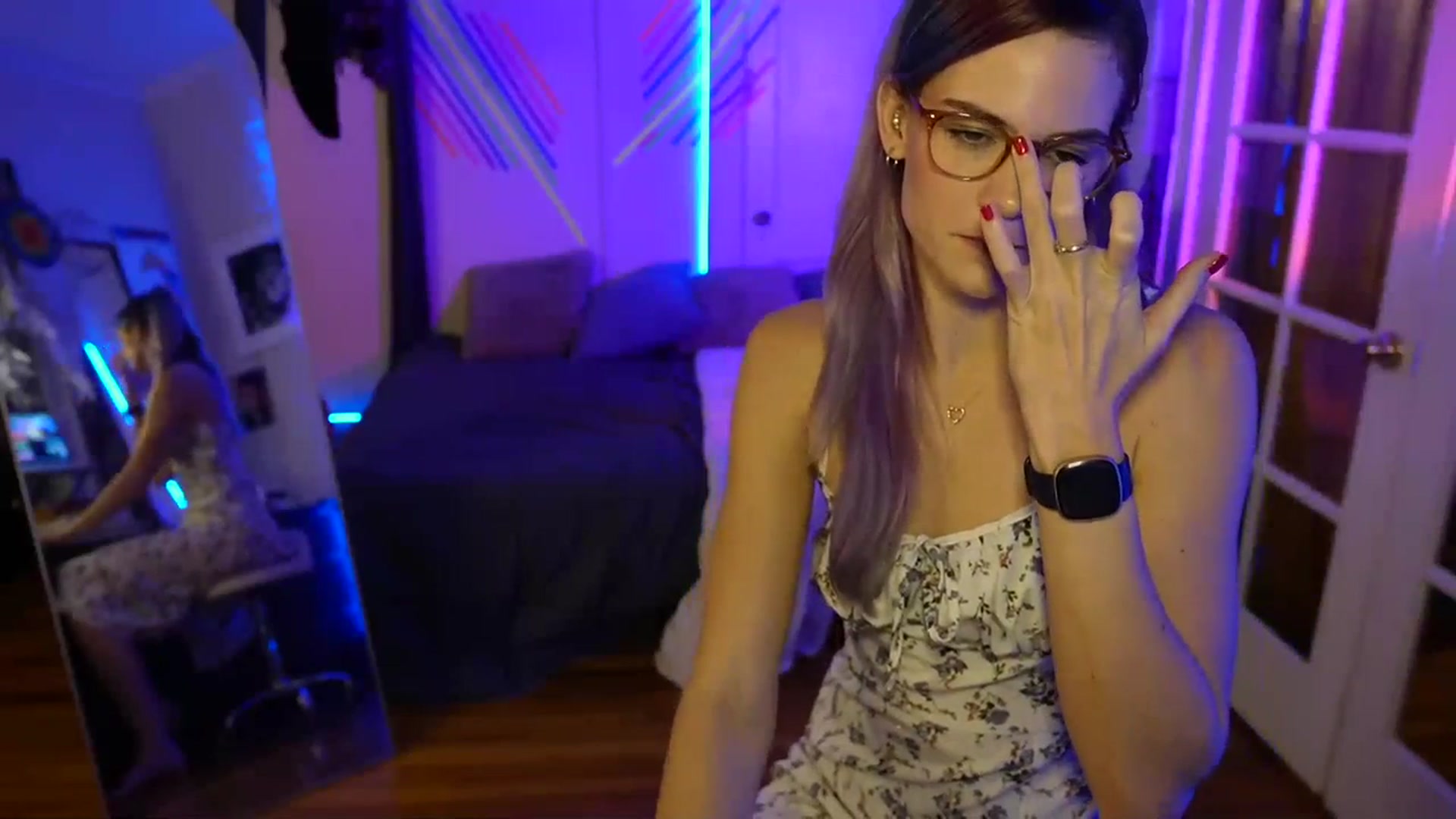 Gallery image thumbnail from Gia_Hill's myfreecams stream on, 11/10/2023, 24:29 image 10 of 20