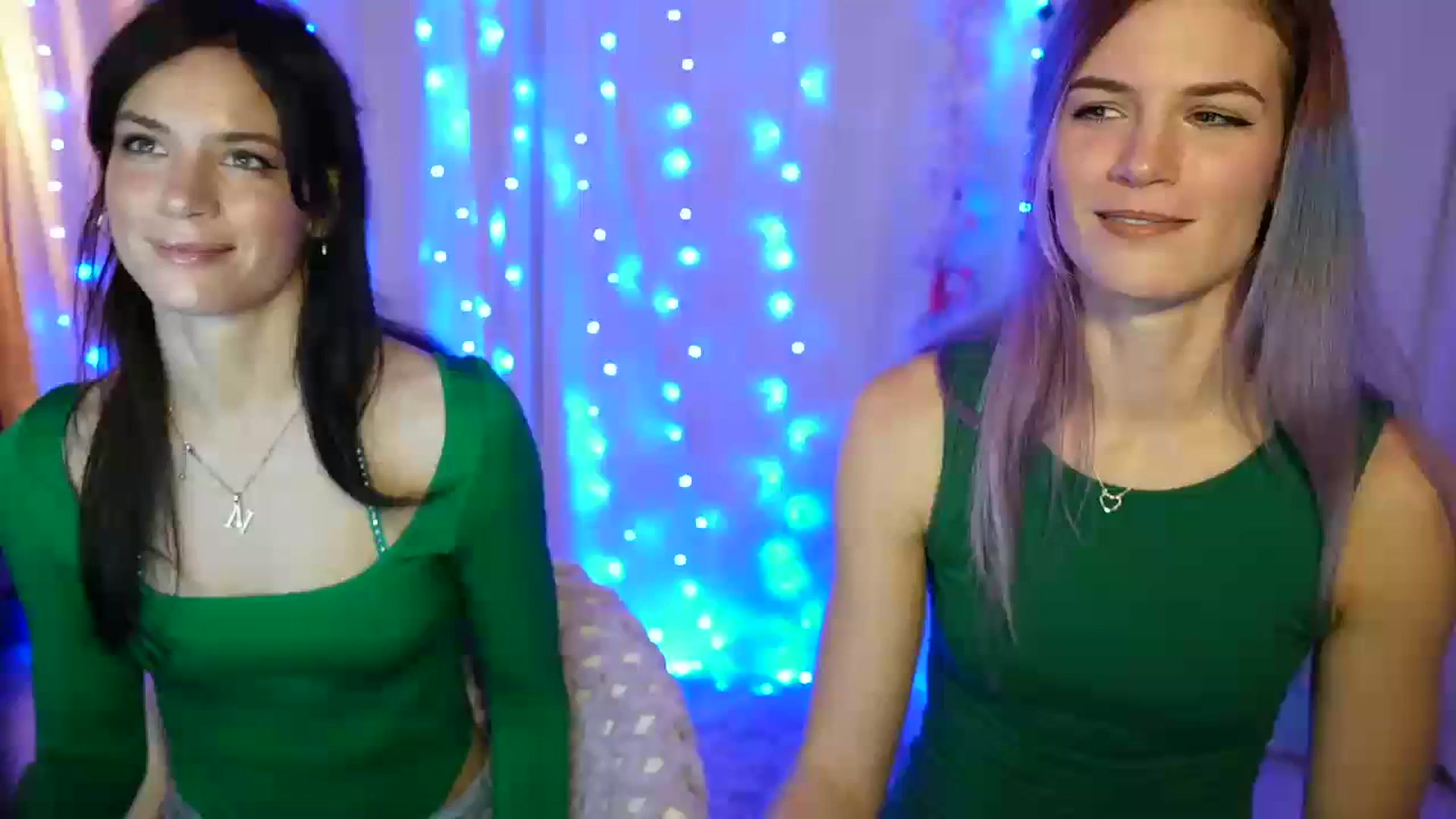 Gallery image thumbnail from Gia_Hill's myfreecams stream on, 11/12/2023, 02:57 image 1 of 20