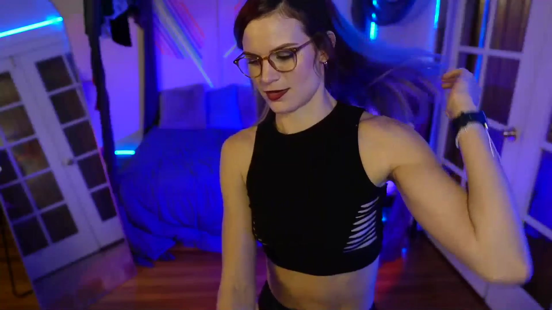 Gallery image thumbnail from Gia_Hill's myfreecams stream on, 11/14/2023, 04:32 image 5 of 20