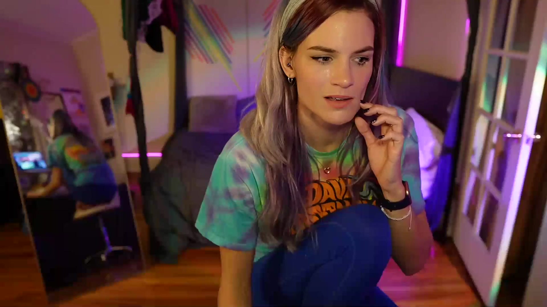 Gallery image thumbnail from Gia_Hill's myfreecams stream on, 11/16/2023, 02:26 image 14 of 20