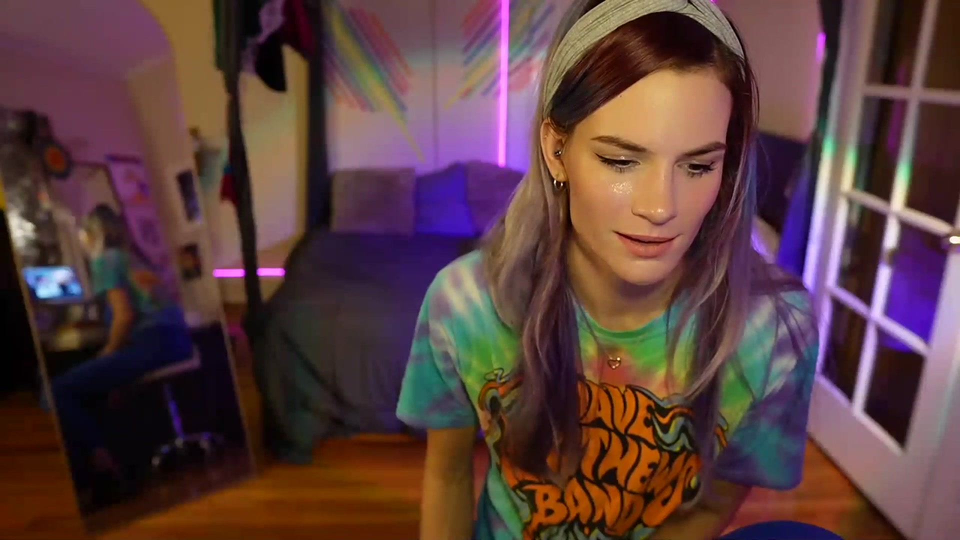 Gallery image thumbnail from Gia_Hill's myfreecams stream on, 11/16/2023, 02:26 image 6 of 20