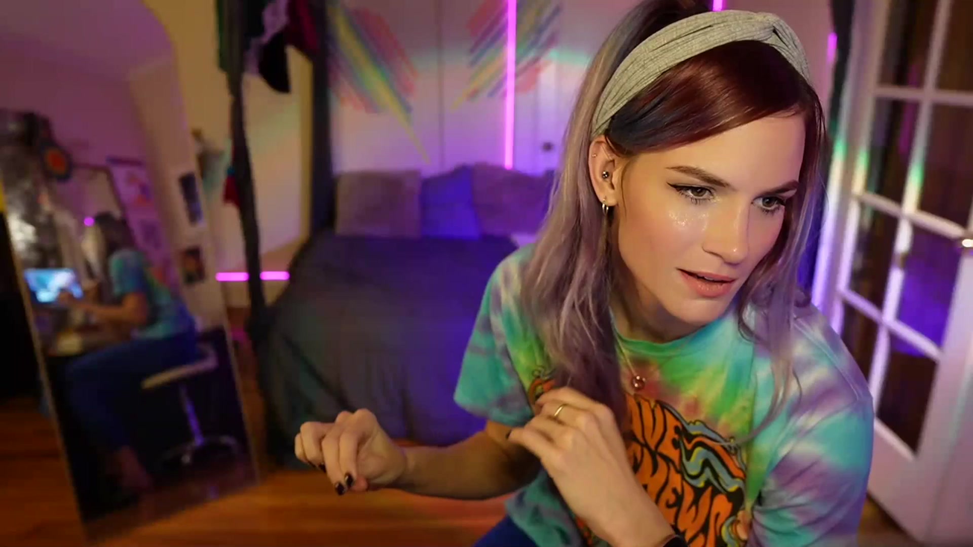Gallery image thumbnail from Gia_Hill's myfreecams stream on, 11/16/2023, 02:26 image 1 of 20