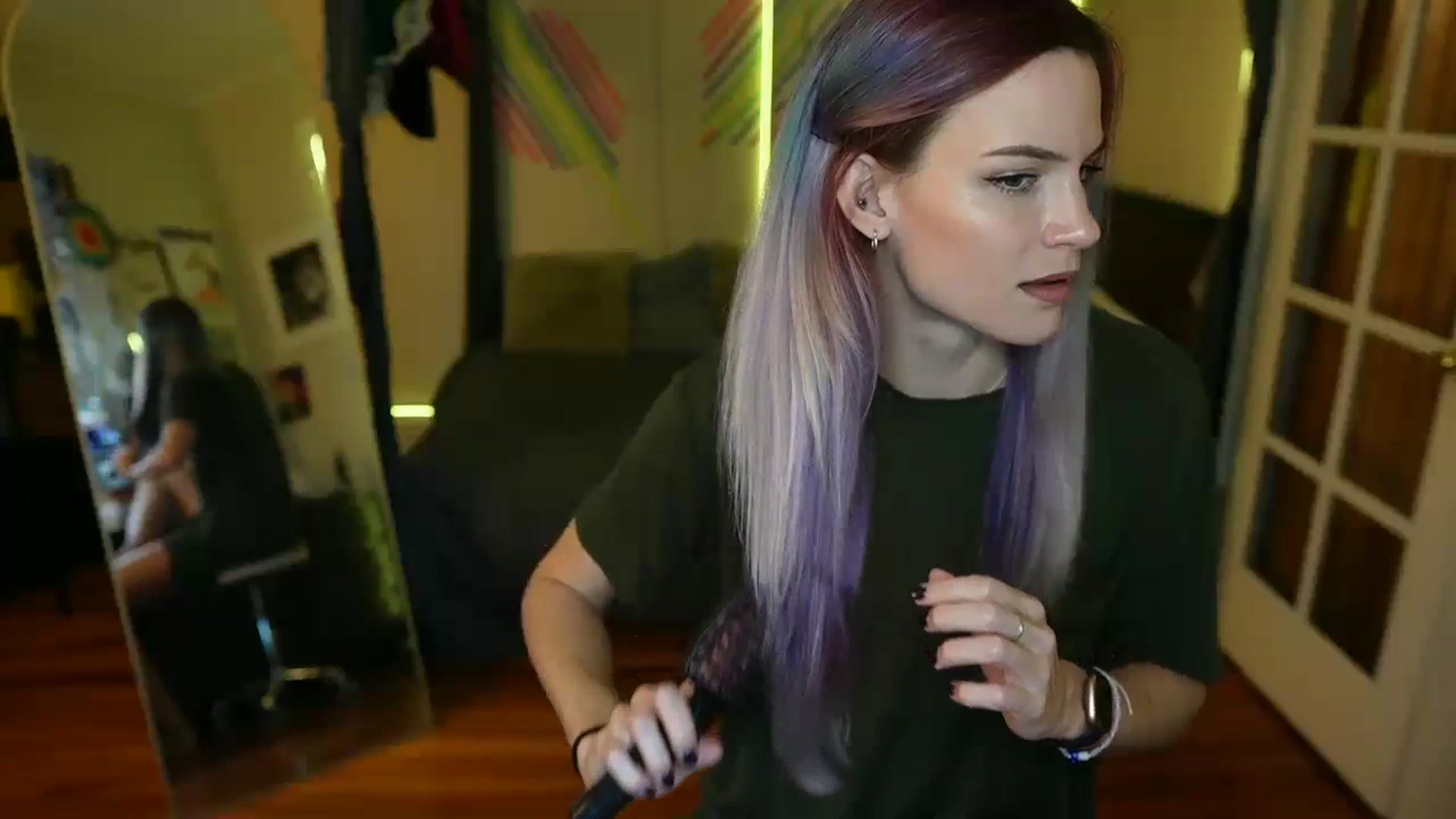 Gallery image thumbnail from Gia_Hill's myfreecams stream on, 11/16/2023, 20:41 image 10 of 20