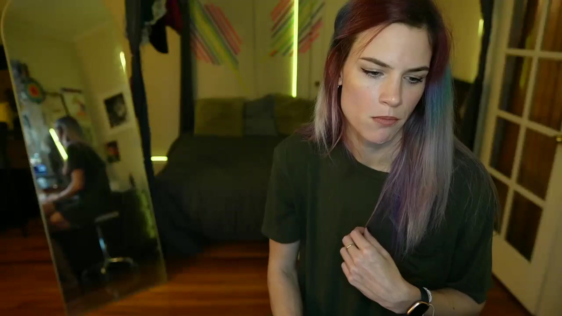 Gallery image thumbnail from Gia_Hill's myfreecams stream on, 11/16/2023, 20:41 image 4 of 20