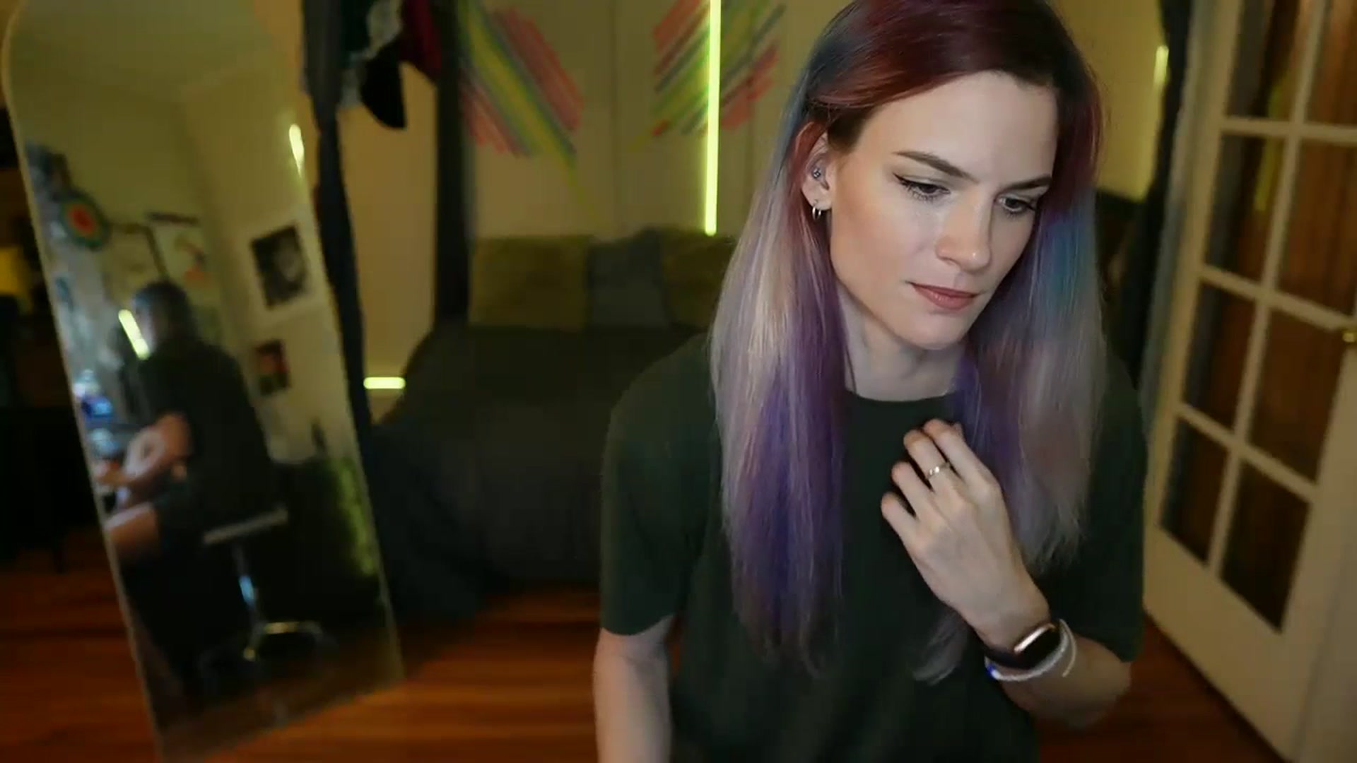 Gallery image thumbnail from Gia_Hill's myfreecams stream on, 11/16/2023, 20:41 image 12 of 20