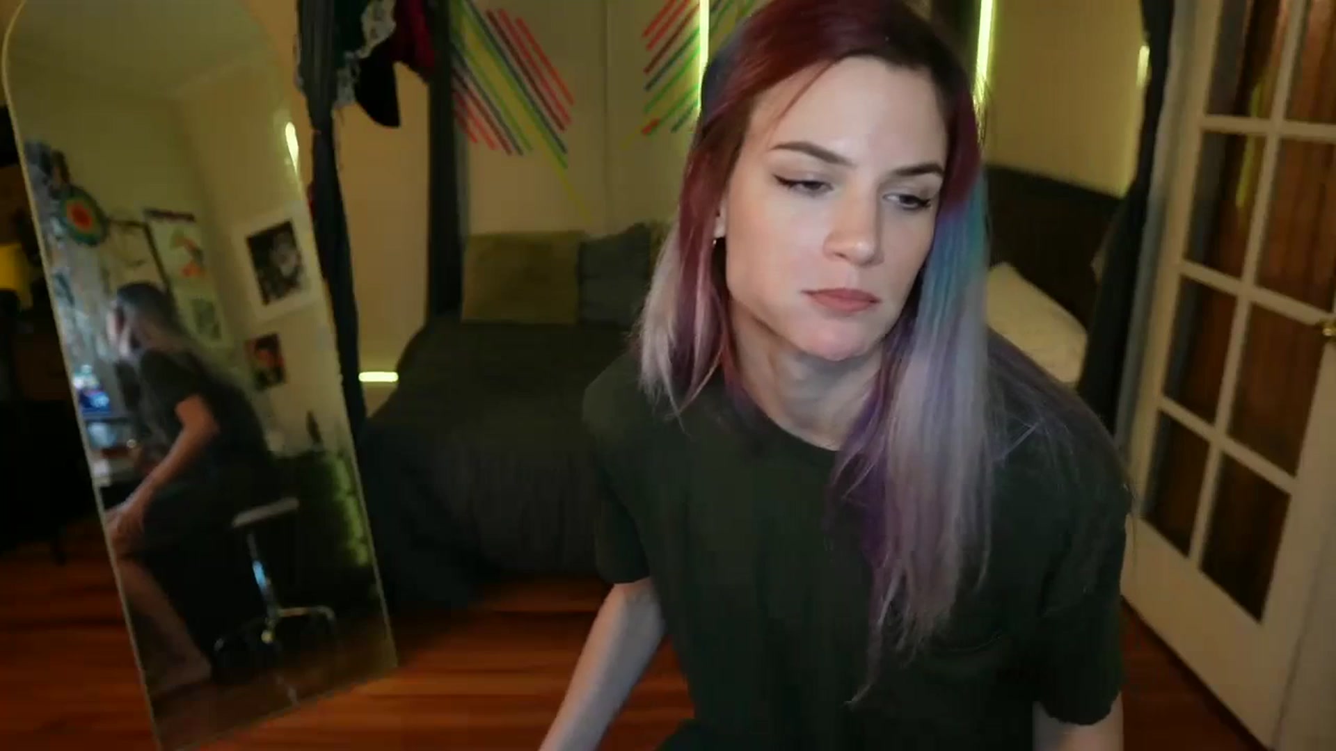 Gallery image thumbnail from Gia_Hill's myfreecams stream on, 11/16/2023, 20:41 image 3 of 20