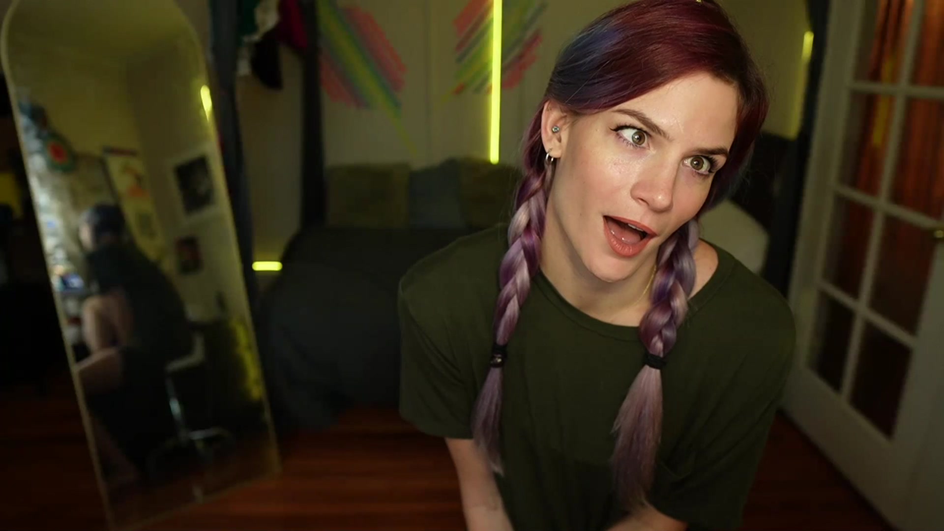 Gallery image thumbnail from Gia_Hill's myfreecams stream on, 11/16/2023, 22:08 image 12 of 20